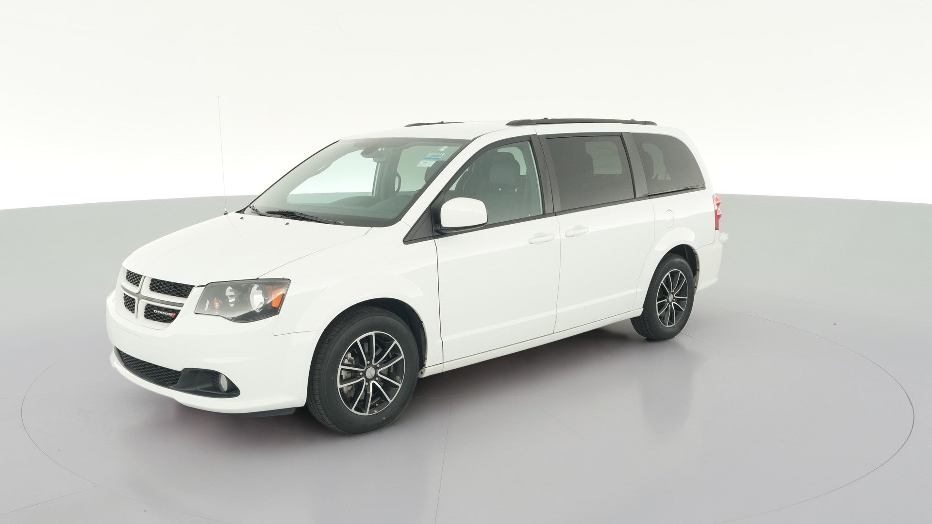 2018 Dodge Grand Caravan Passenger vehicle photo