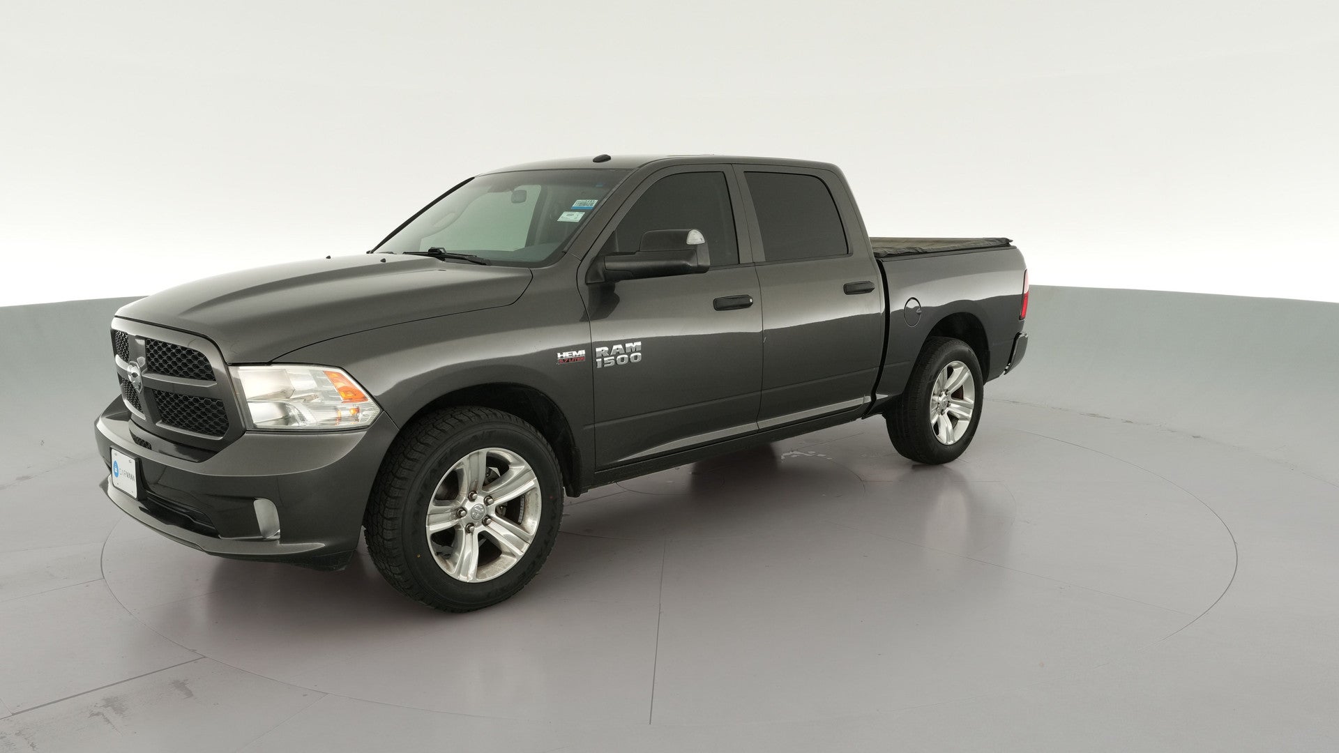 2017 Ram 1500 Crew Cab vehicle photo
