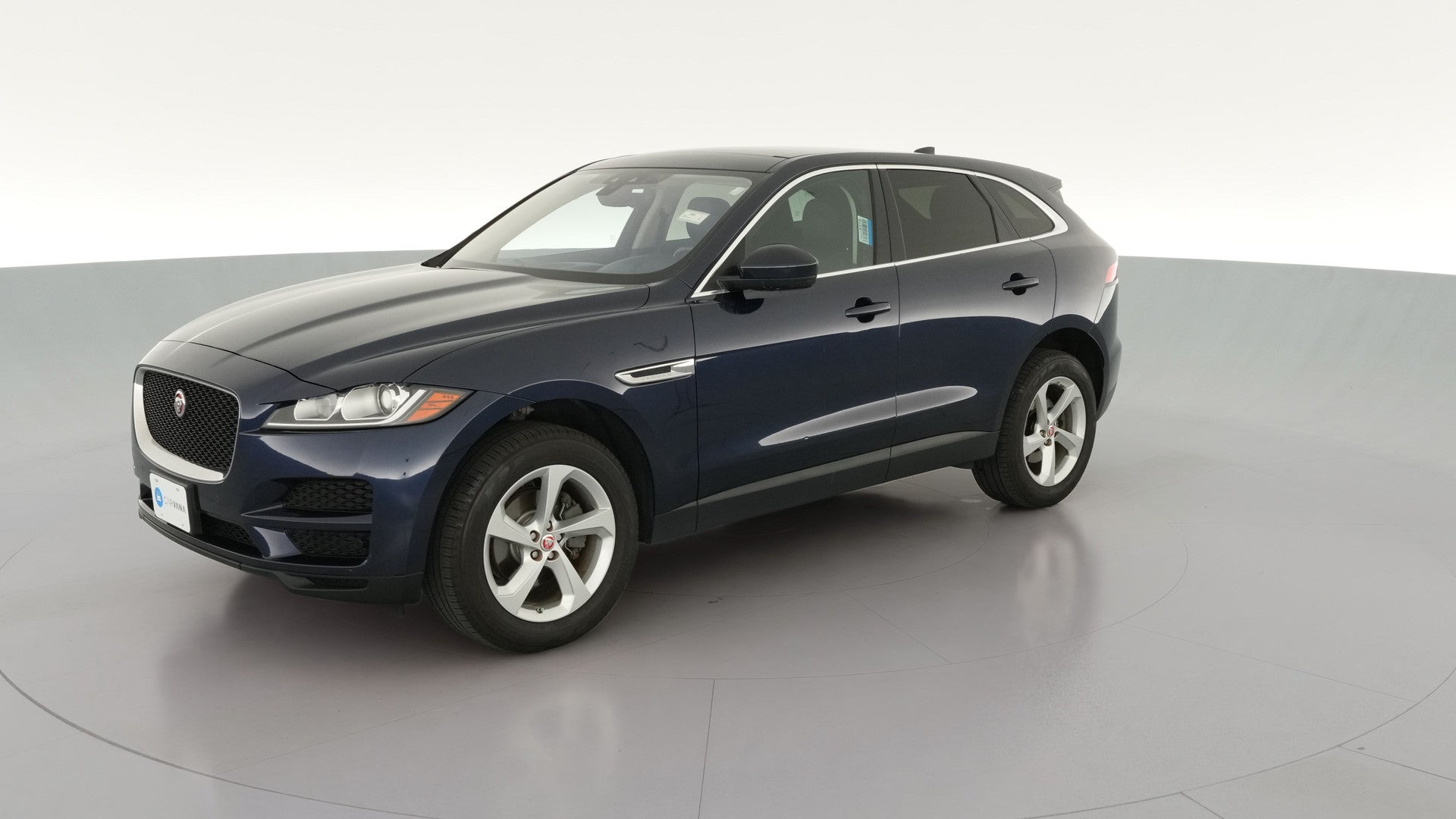 2019 Jaguar F-PACE vehicle photo