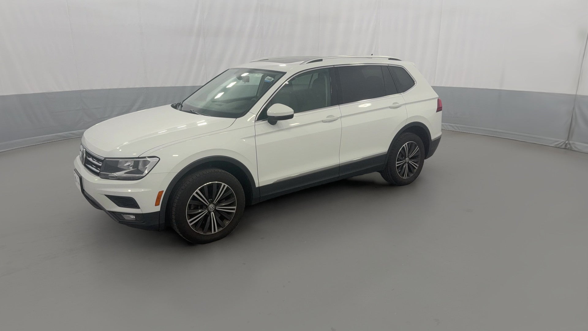 2018 Volkswagen Tiguan vehicle photo