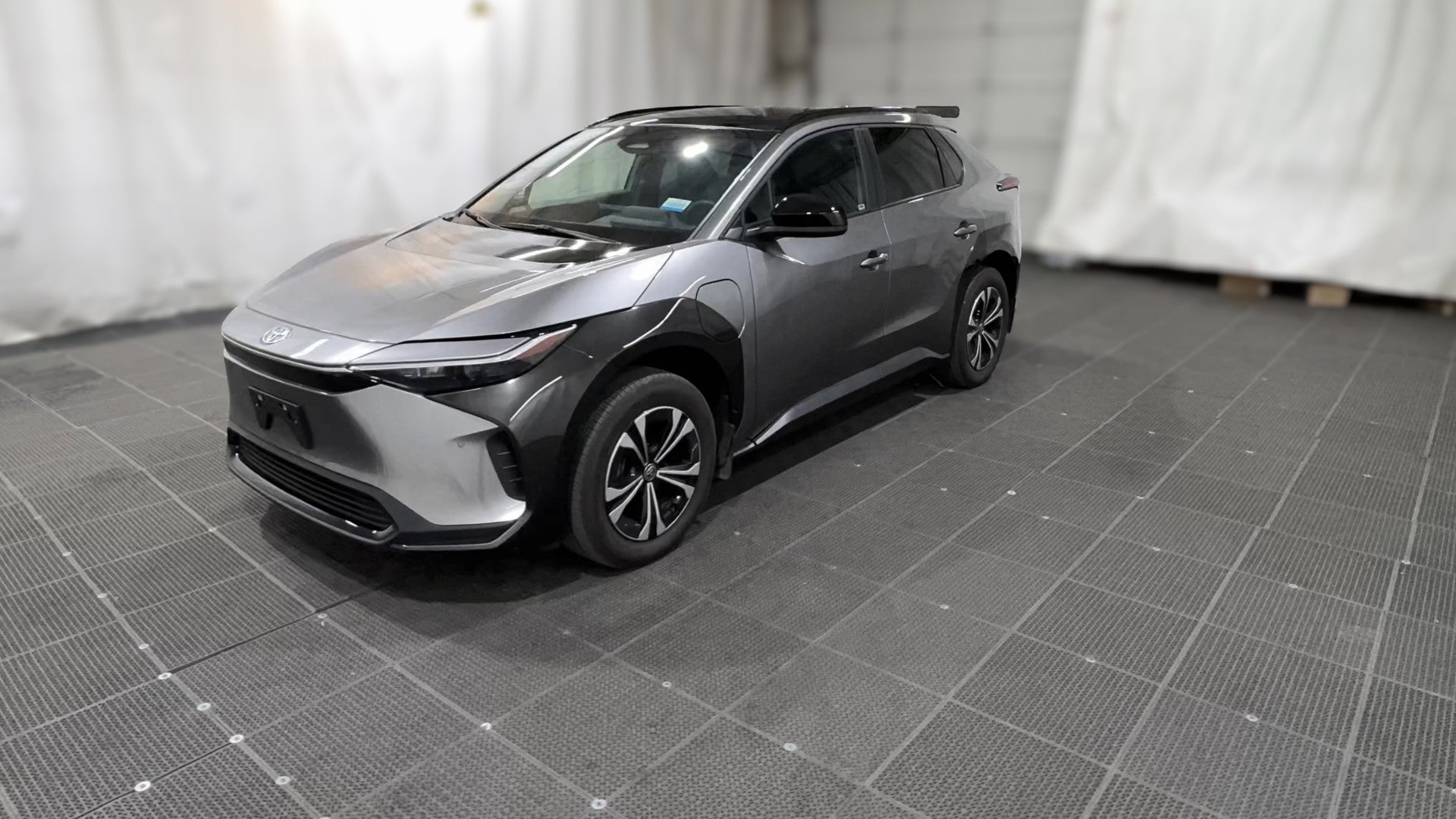 2024 Toyota bZ4X vehicle photo