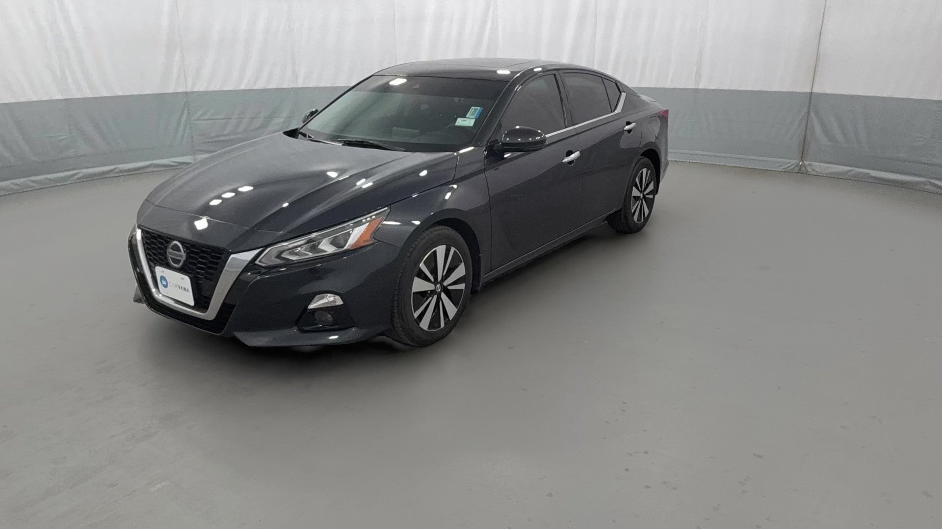 2020 Nissan Altima vehicle photo