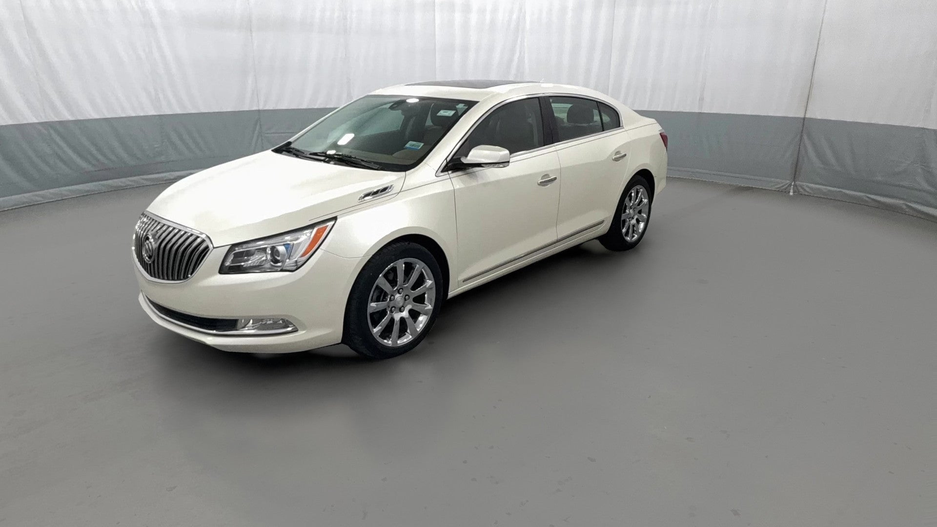 2014 Buick LaCrosse vehicle photo