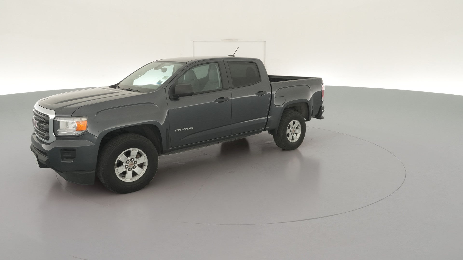 2016 GMC Canyon Crew Cab vehicle photo