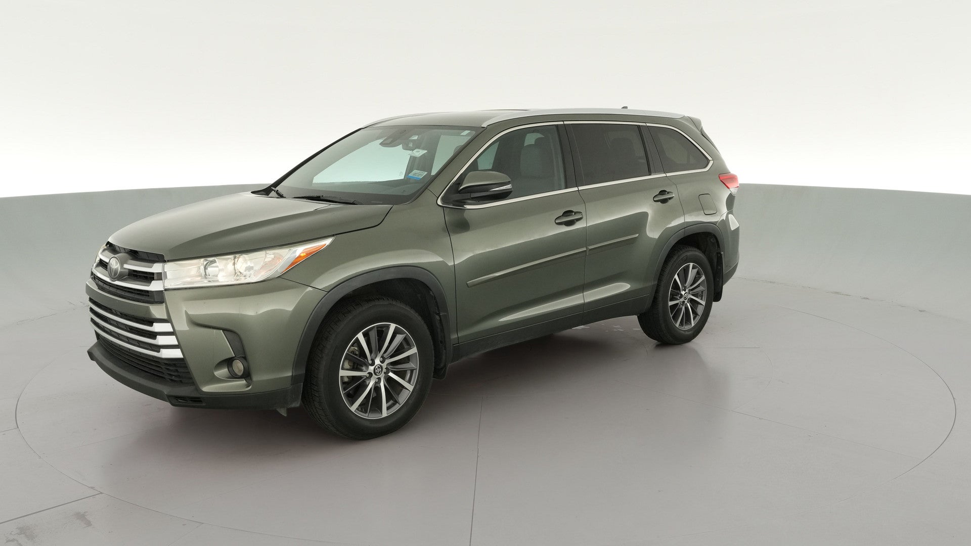 2019 Toyota Highlander vehicle photo
