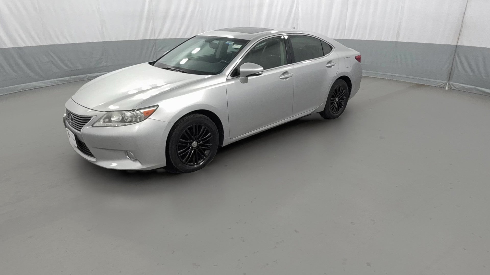2013 Lexus ES vehicle photo