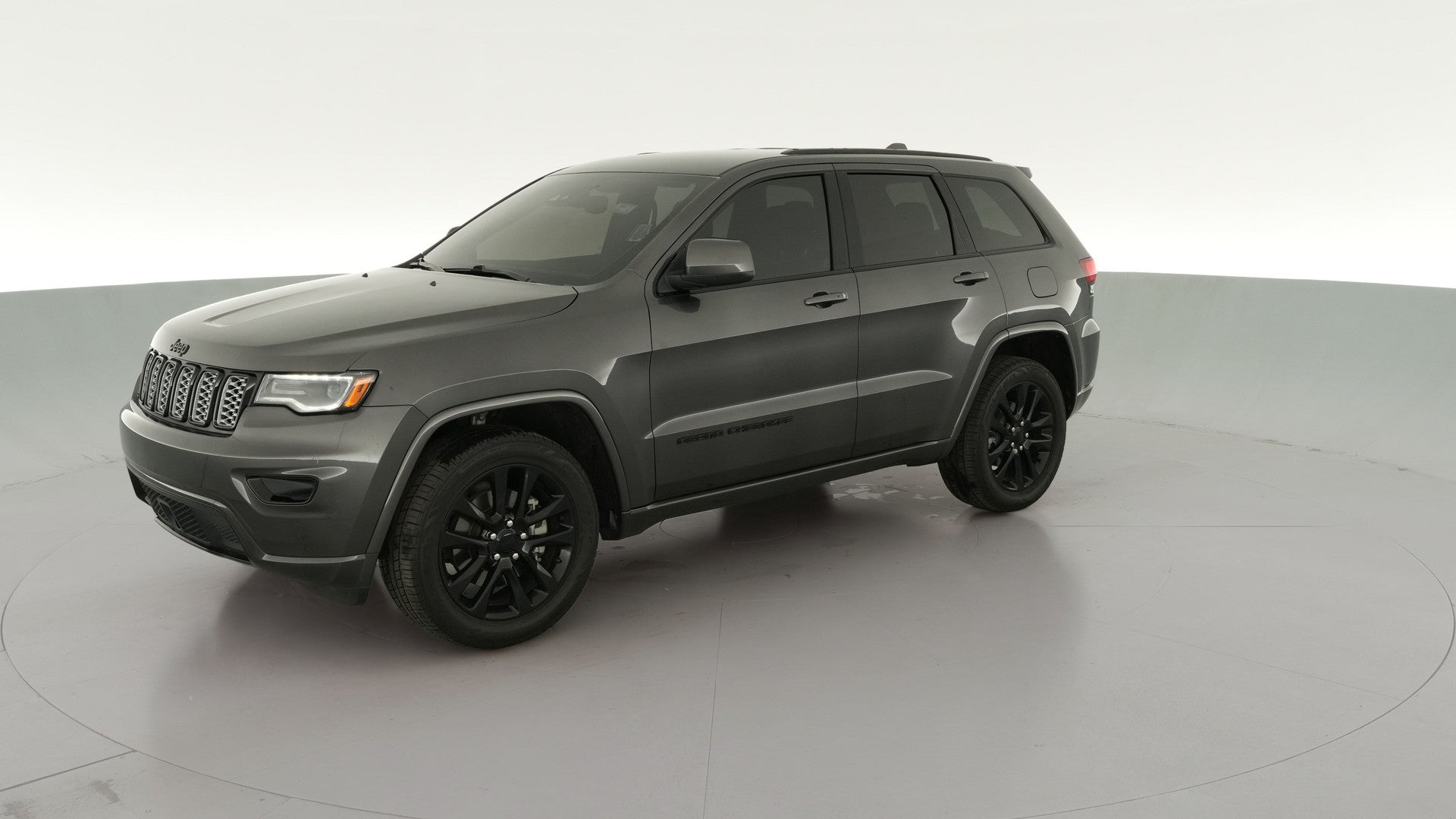 2021 Jeep Grand Cherokee vehicle photo