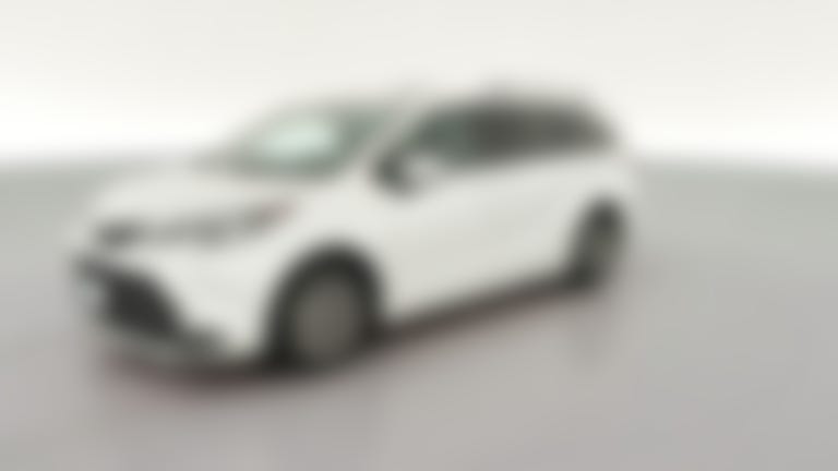 2026 Toyota Sienna vehicle photo