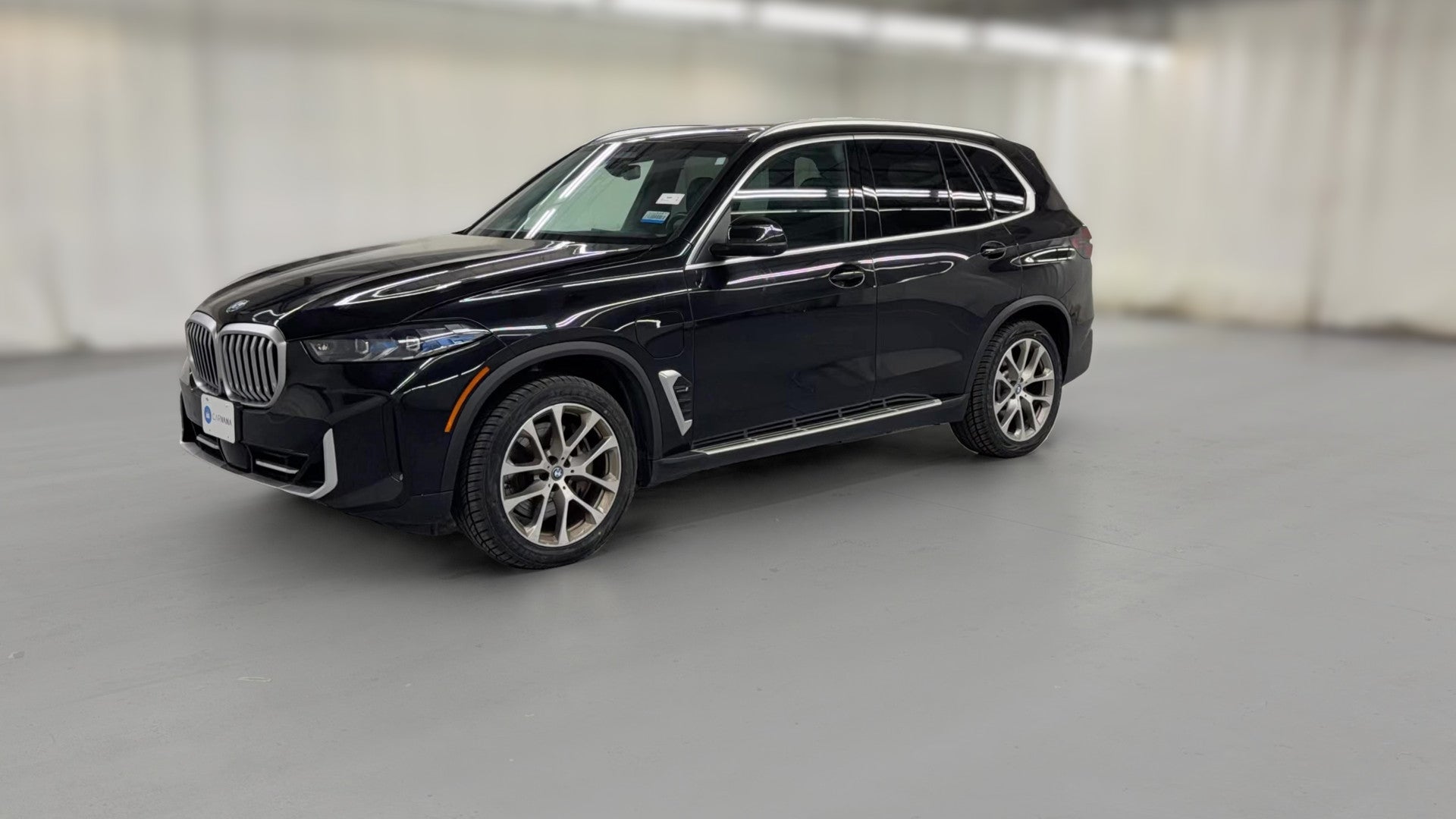 2024 BMW X5 vehicle photo