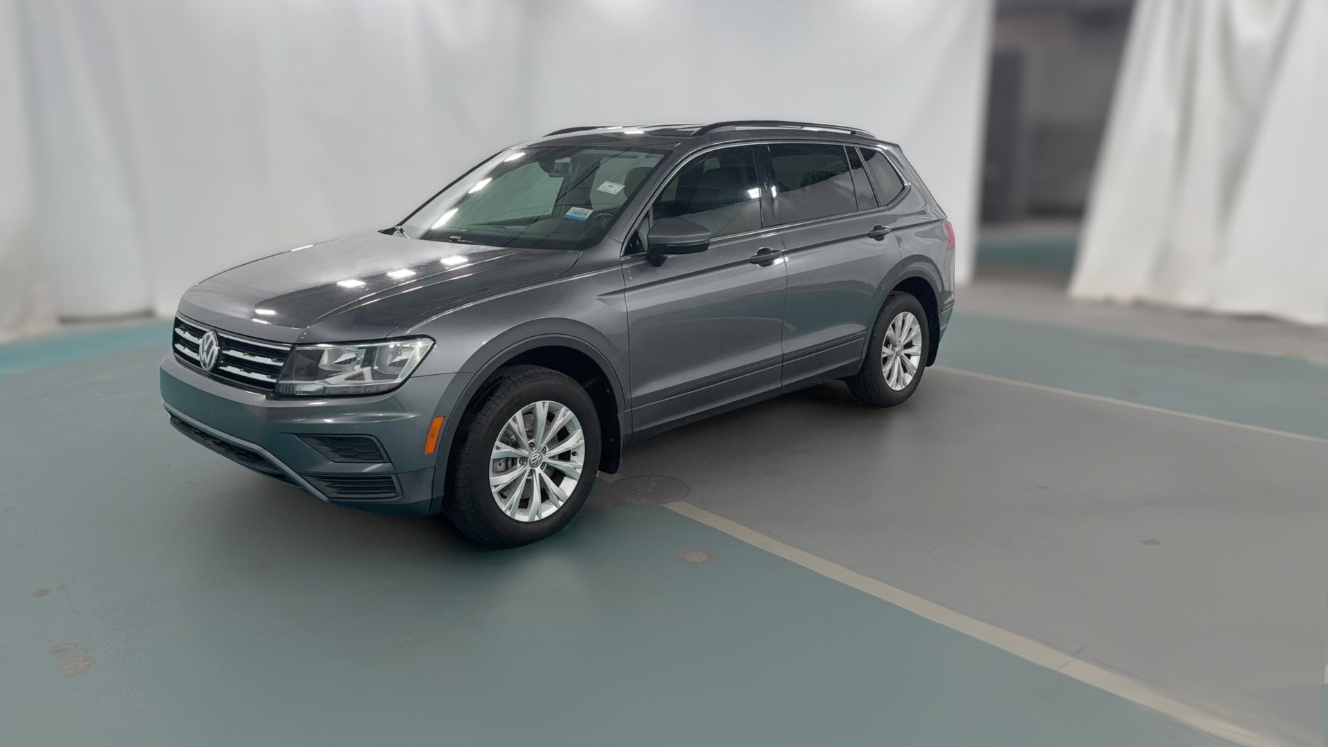 2019 Volkswagen Tiguan vehicle photo