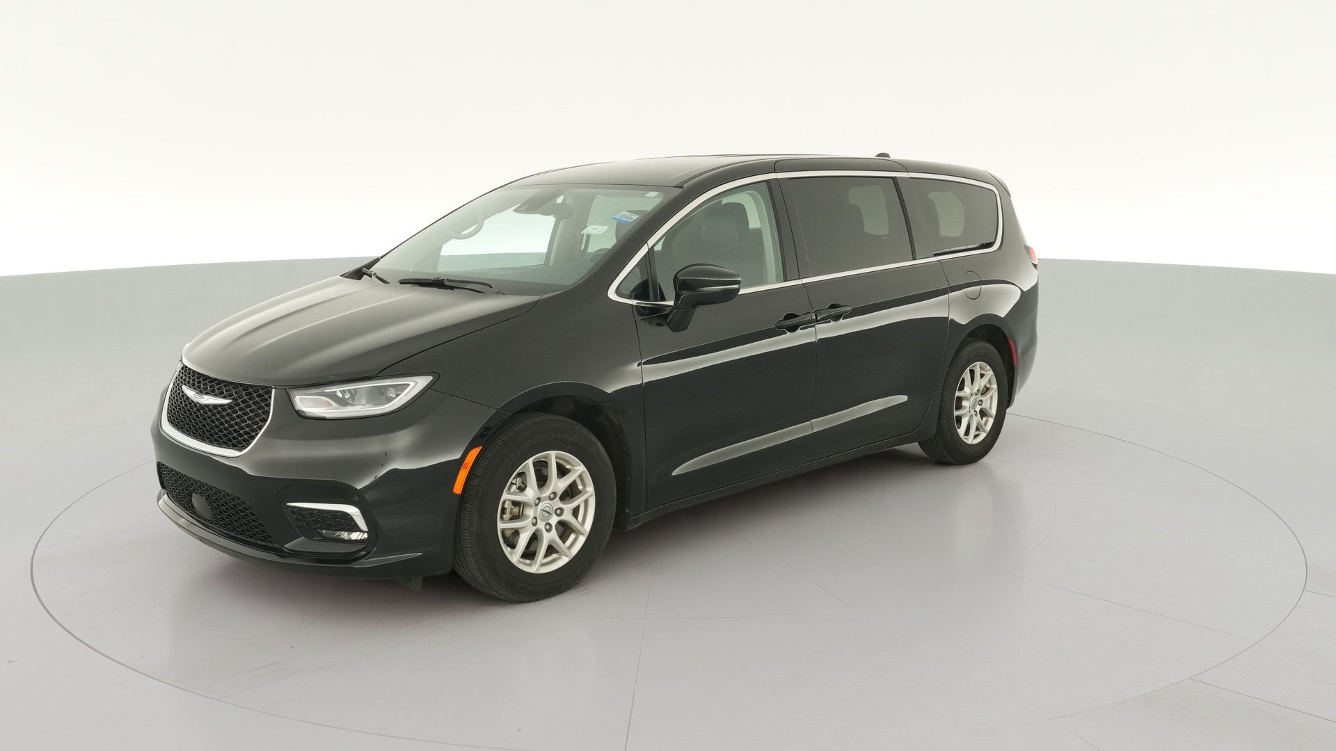 2024 Chrysler Pacifica vehicle photo