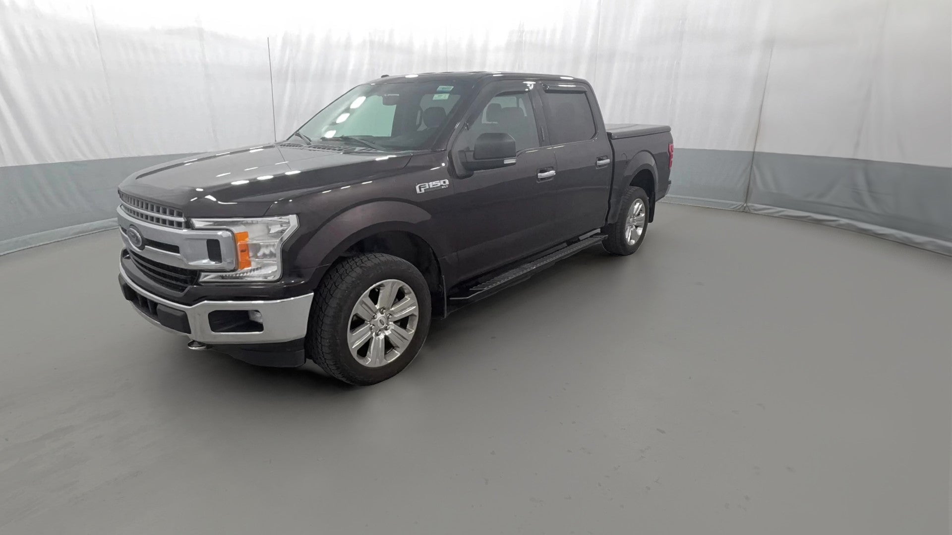 2018 Ford F150 SuperCrew Cab vehicle photo
