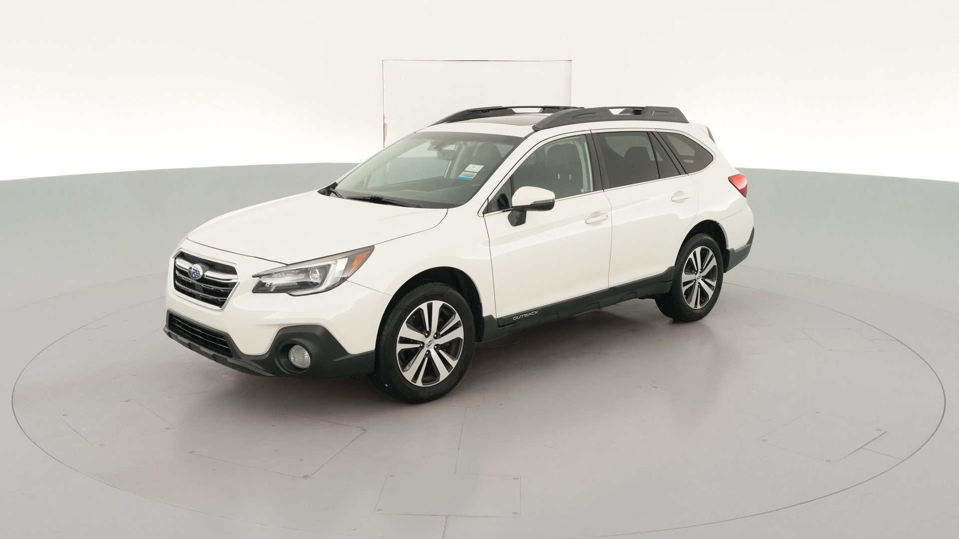 2019 Subaru Outback vehicle photo