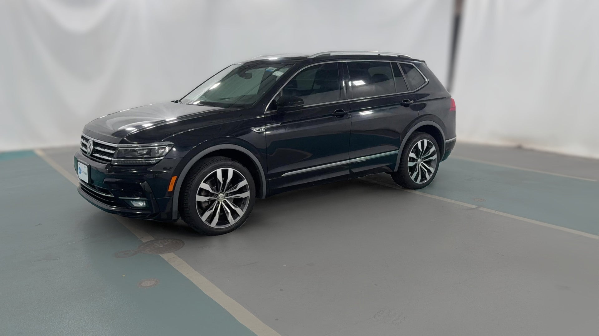 2020 Volkswagen Tiguan vehicle photo
