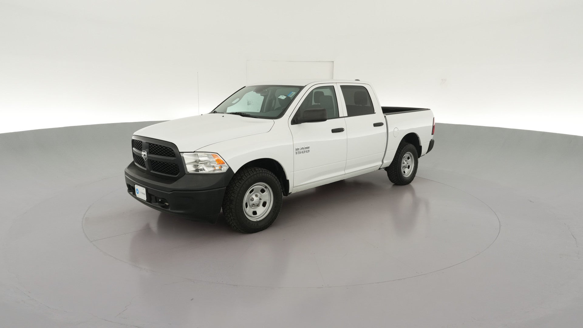 2016 Ram 1500 Crew Cab vehicle photo