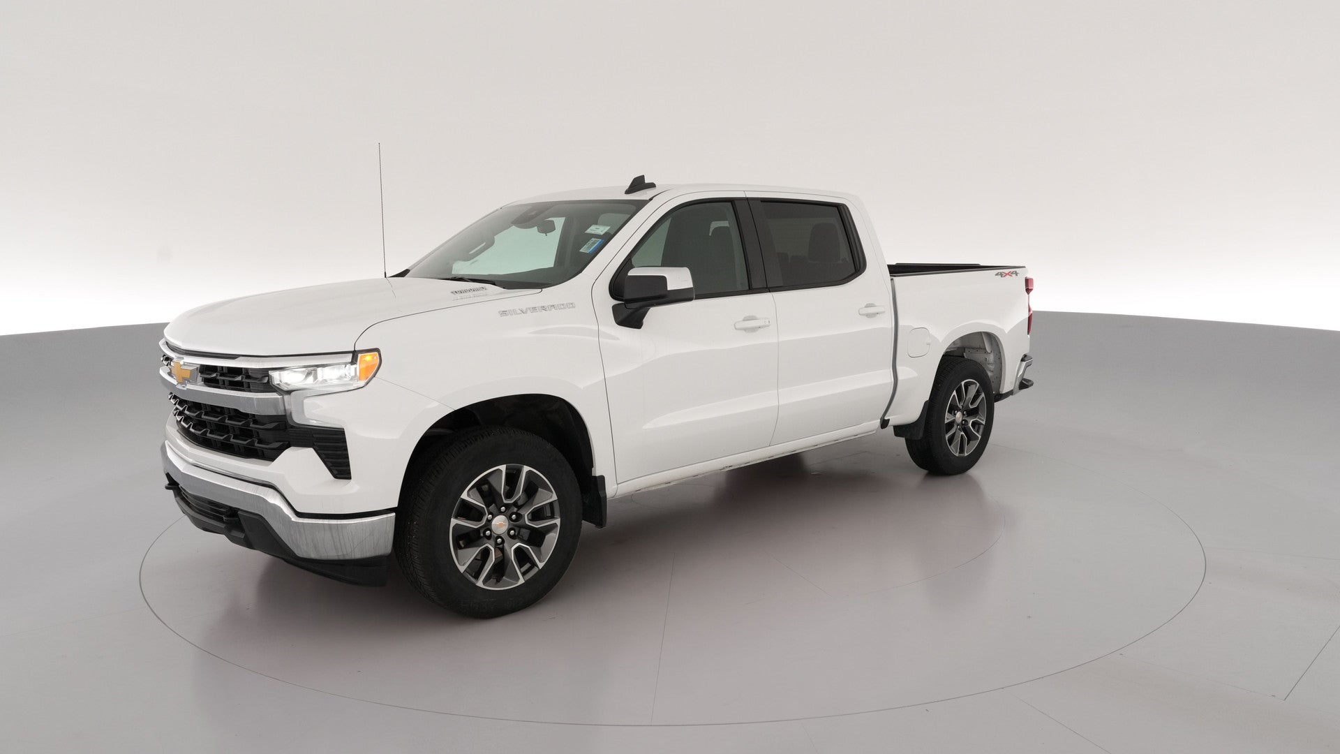 2024 Chevrolet Silverado 1500 Crew Cab vehicle photo