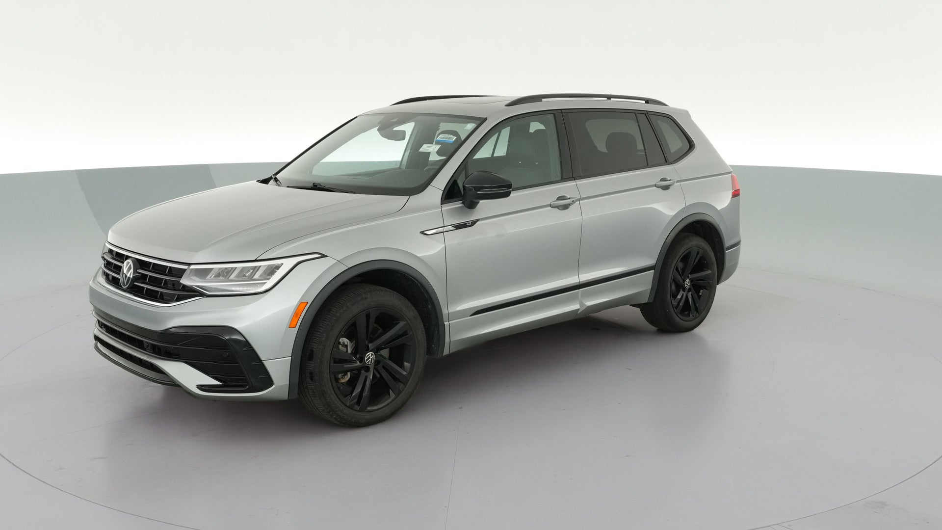 2024 Volkswagen Tiguan vehicle photo