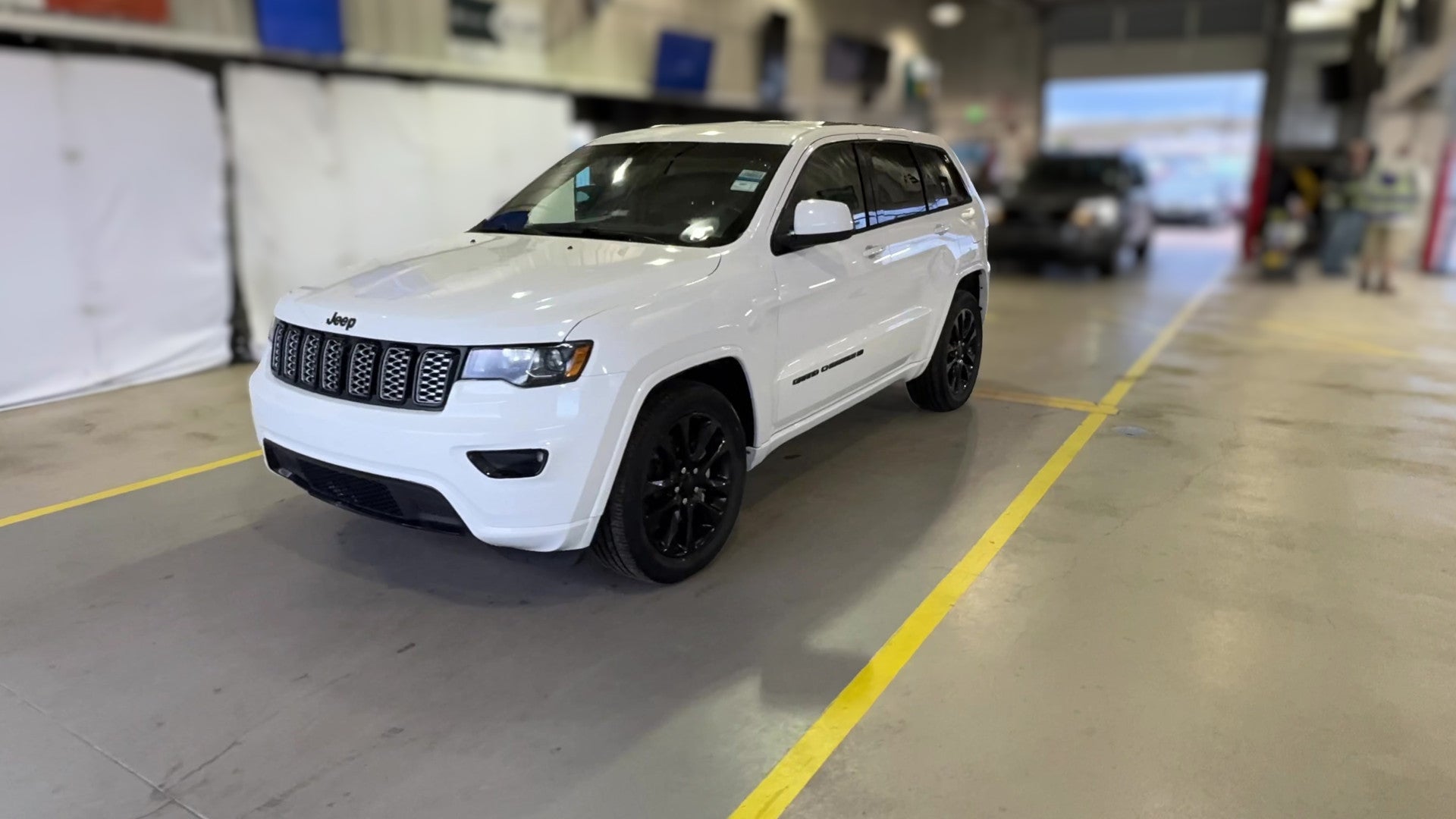 2022 Jeep Grand Cherokee vehicle photo