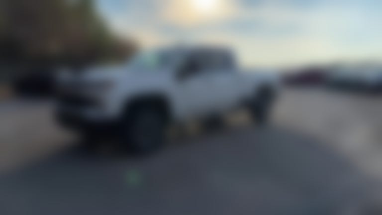 2024 Chevrolet Silverado 2500 HD Crew Cab vehicle photo