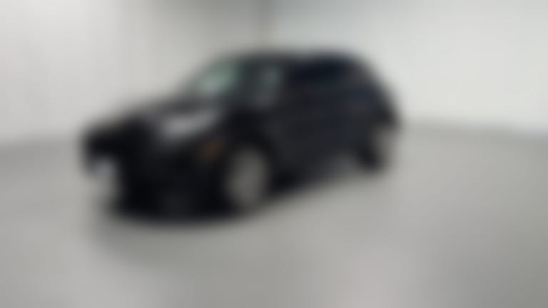 2016 Porsche Macan vehicle photo