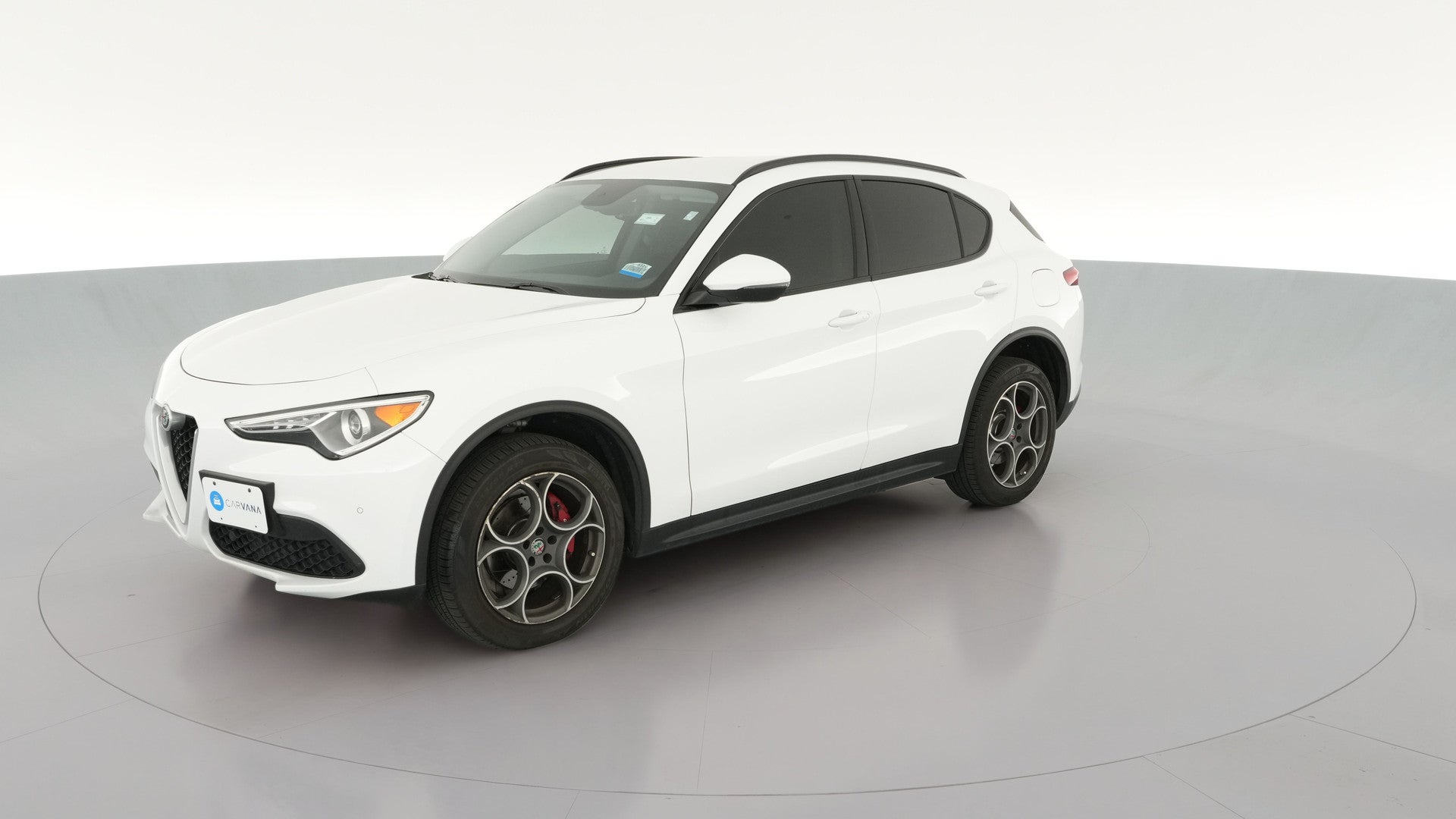 2019 Alfa Romeo Stelvio vehicle photo