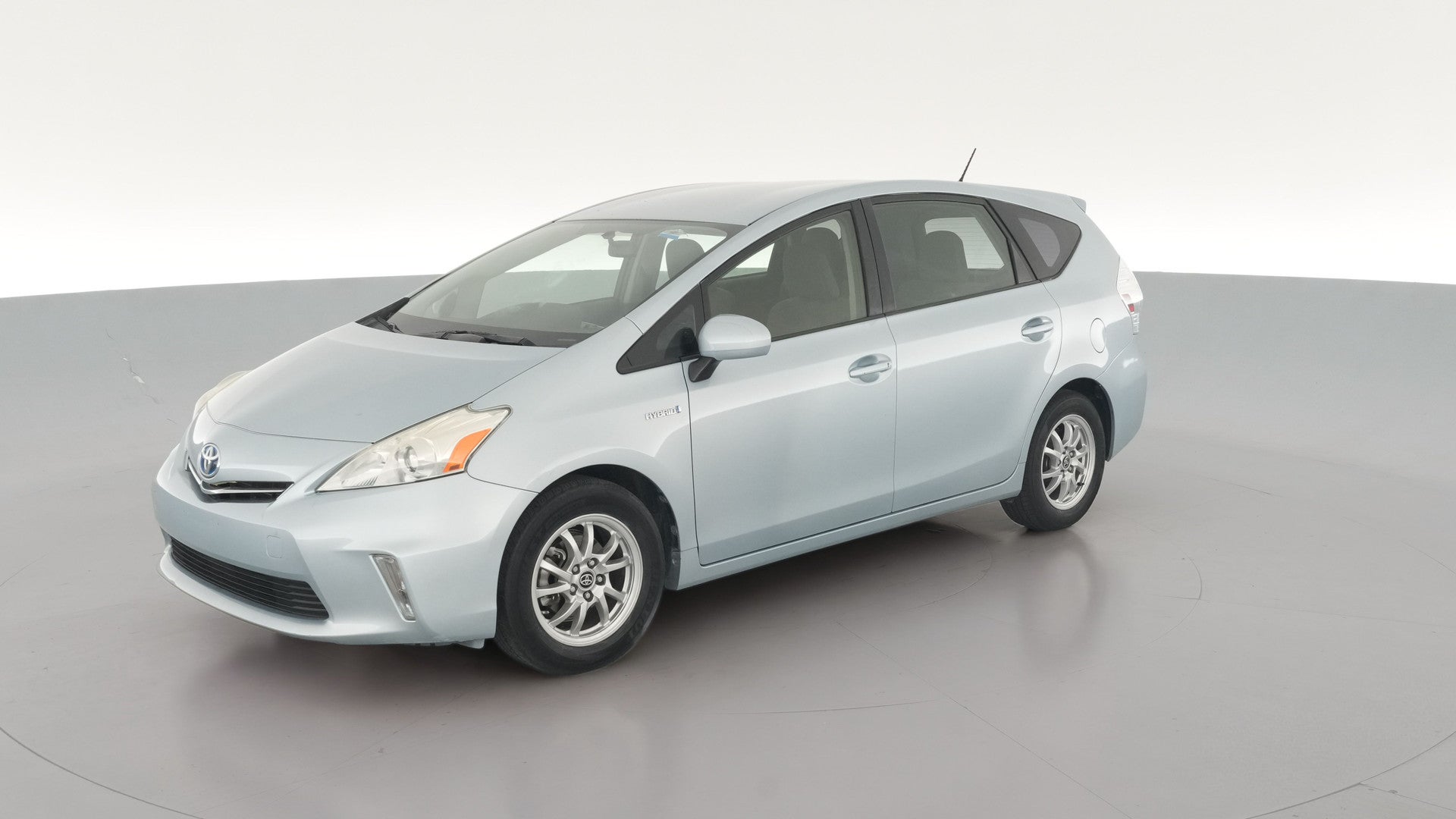2014 Toyota Prius v vehicle photo