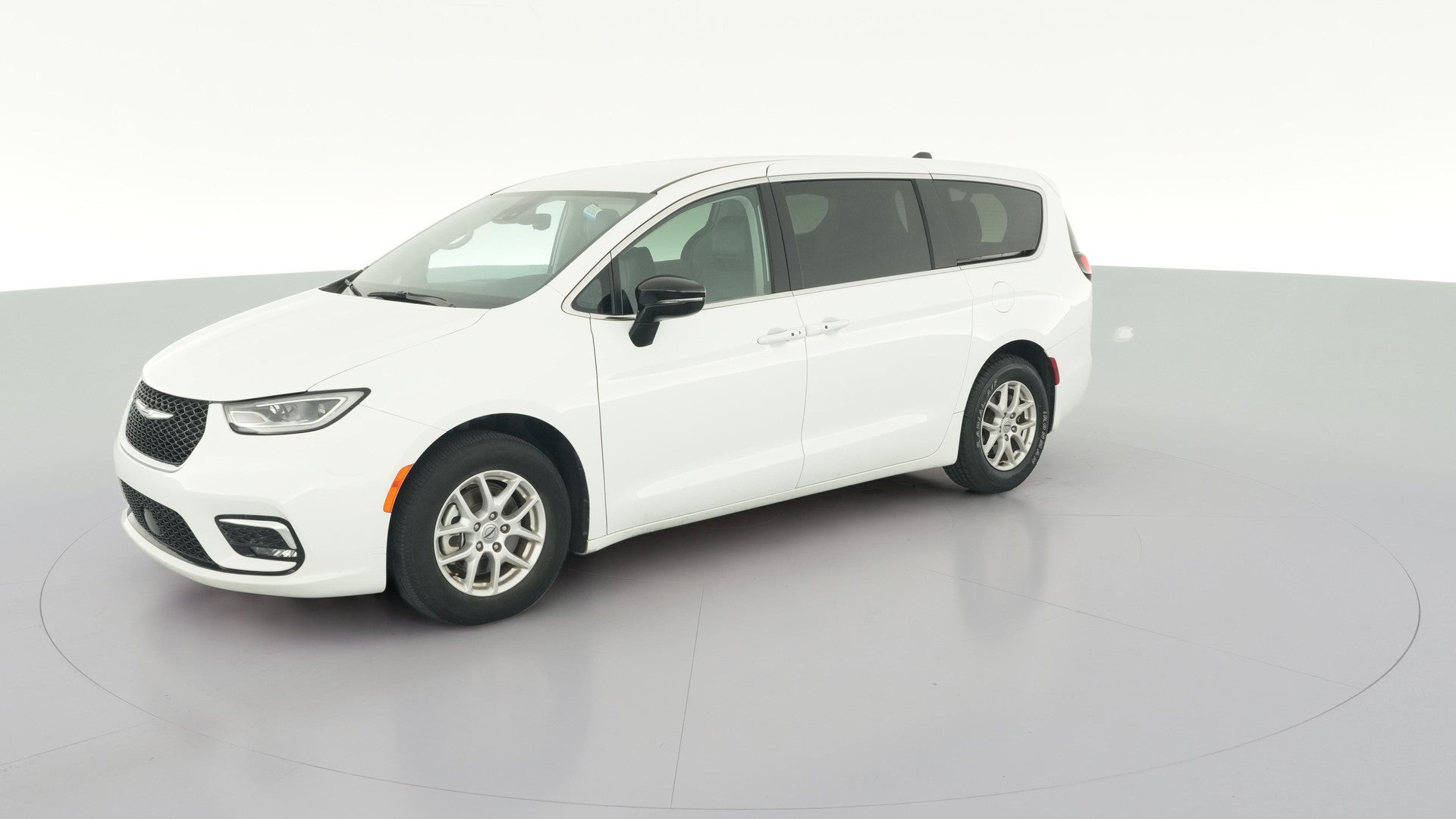 2024 Chrysler Pacifica vehicle photo