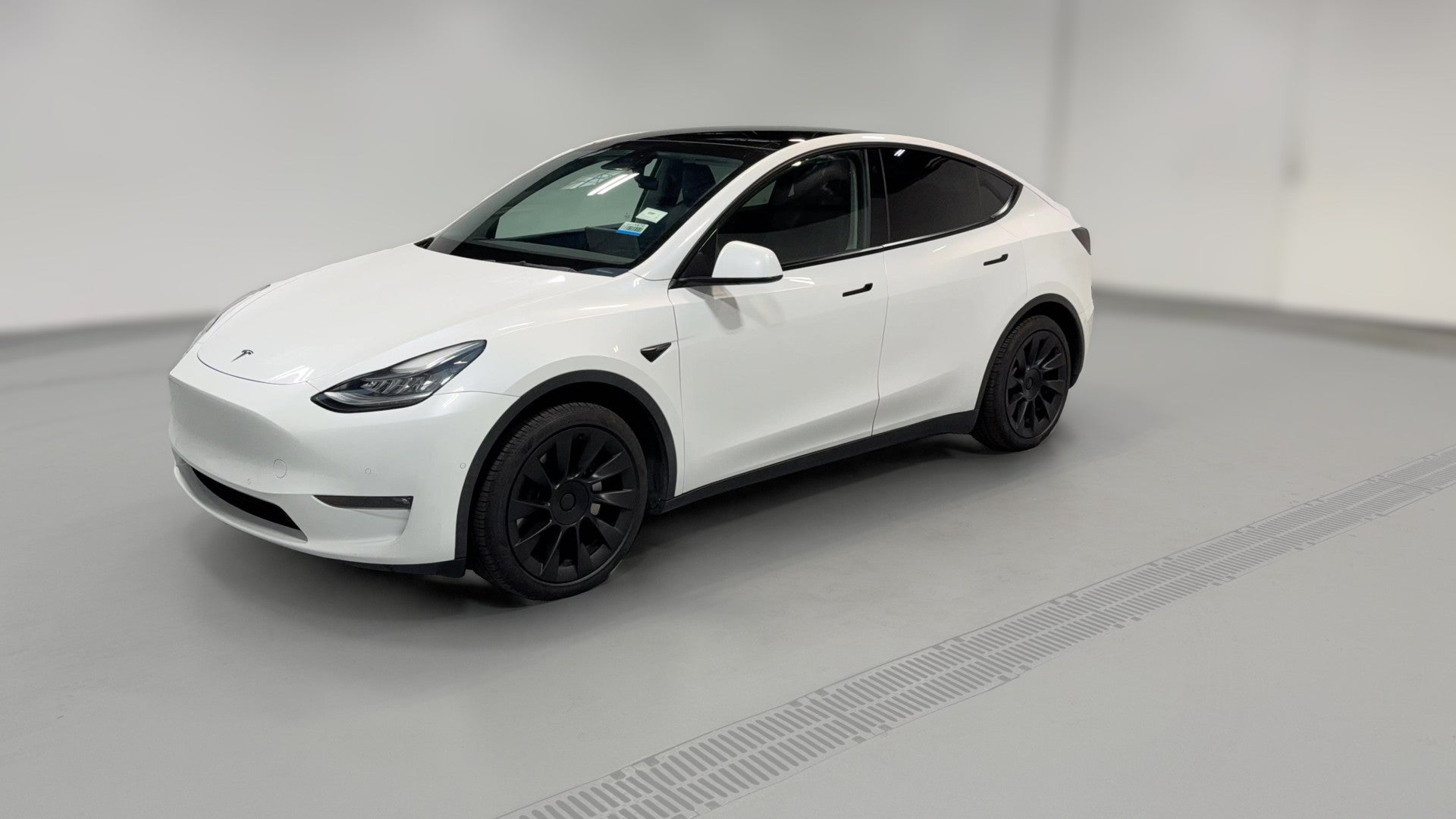 2021 Tesla Model Y vehicle photo