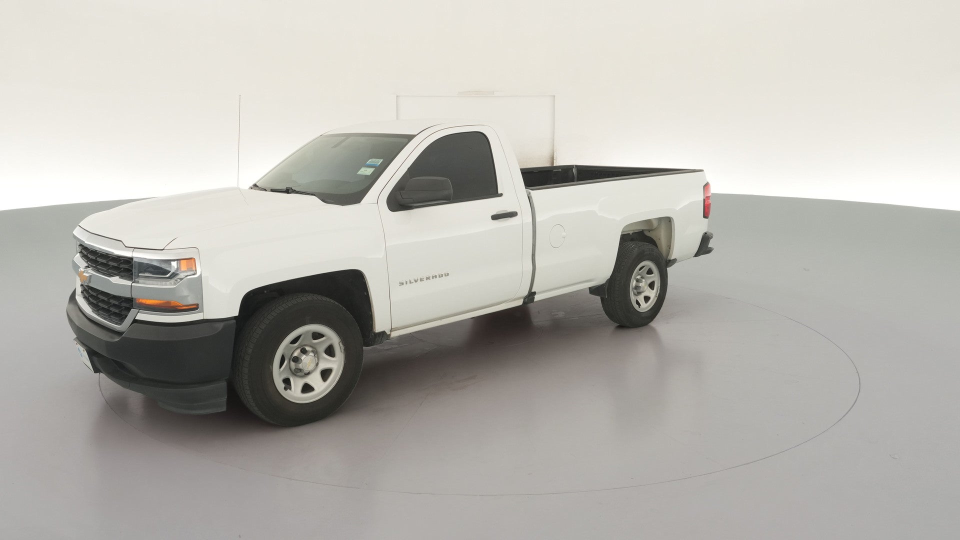 2018 Chevrolet Silverado 1500 Regular Cab vehicle photo