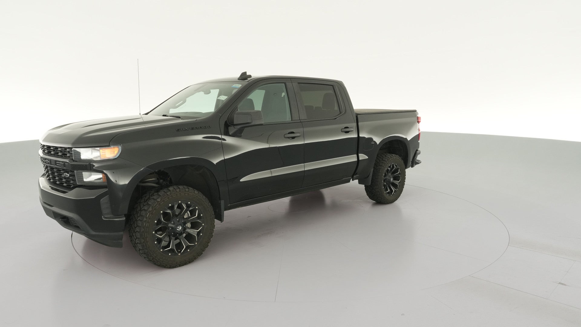 2021 Chevrolet Silverado 1500 Crew Cab vehicle photo