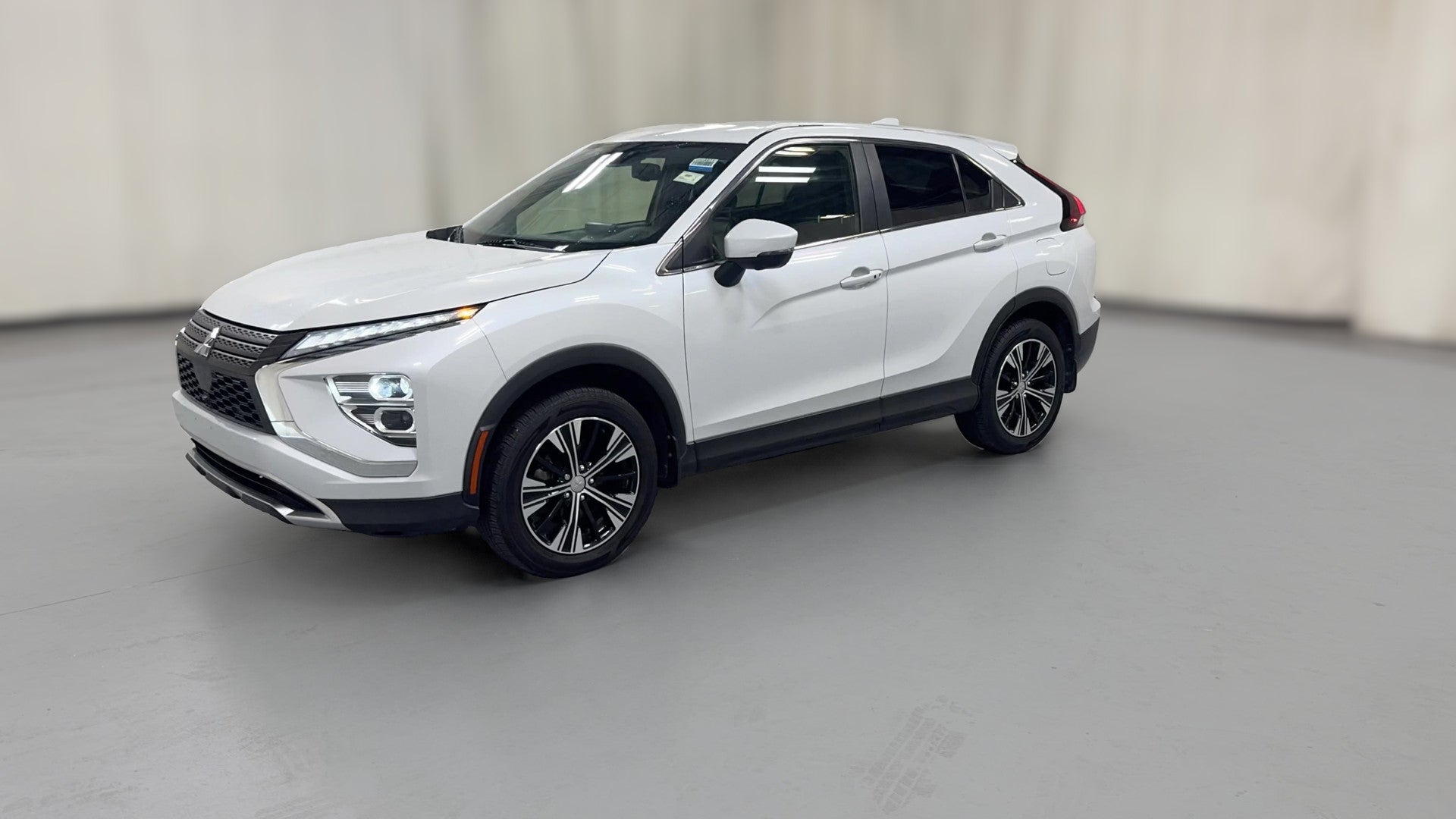 2022 Mitsubishi Eclipse Cross vehicle photo