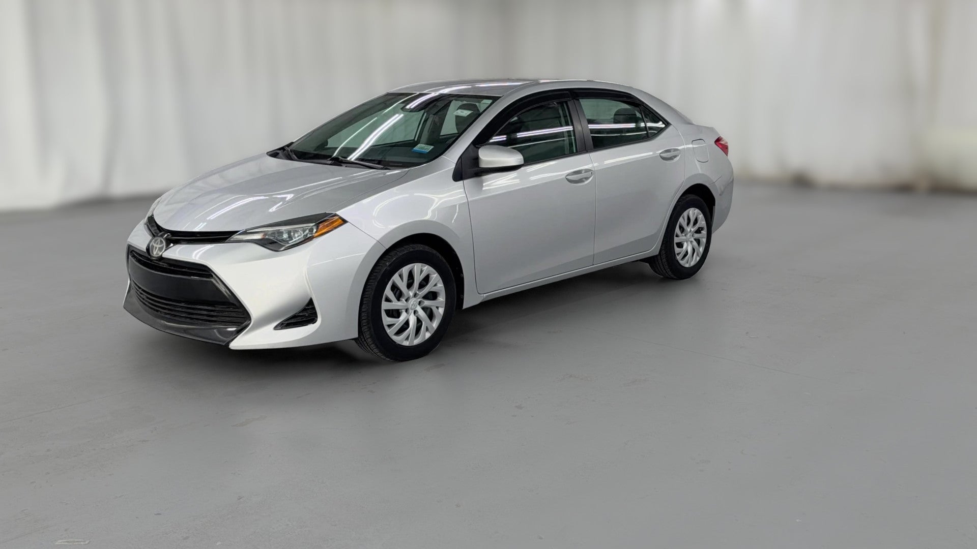 2018 Toyota Corolla vehicle photo