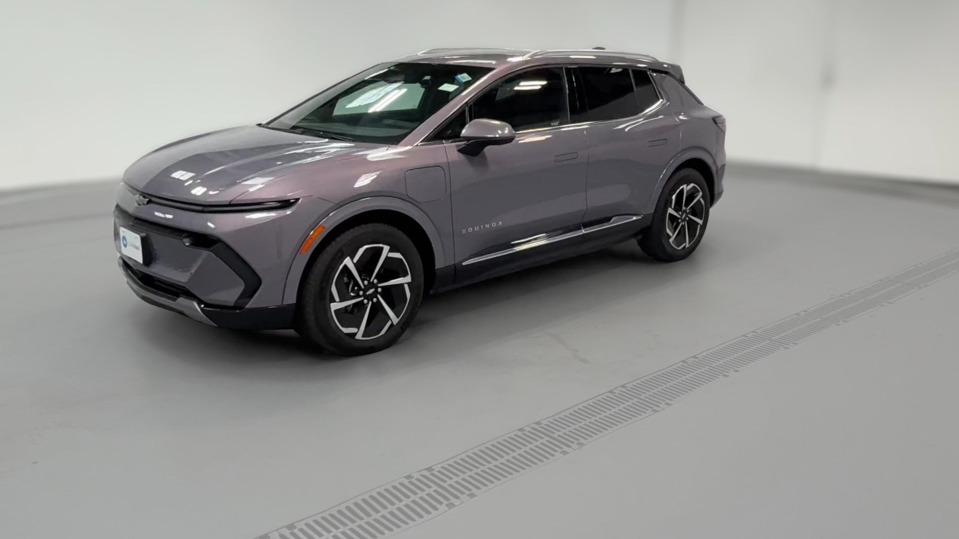 2024 Chevrolet Equinox EV vehicle photo