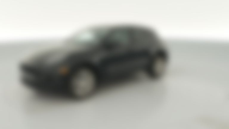 2023 Porsche Macan vehicle photo