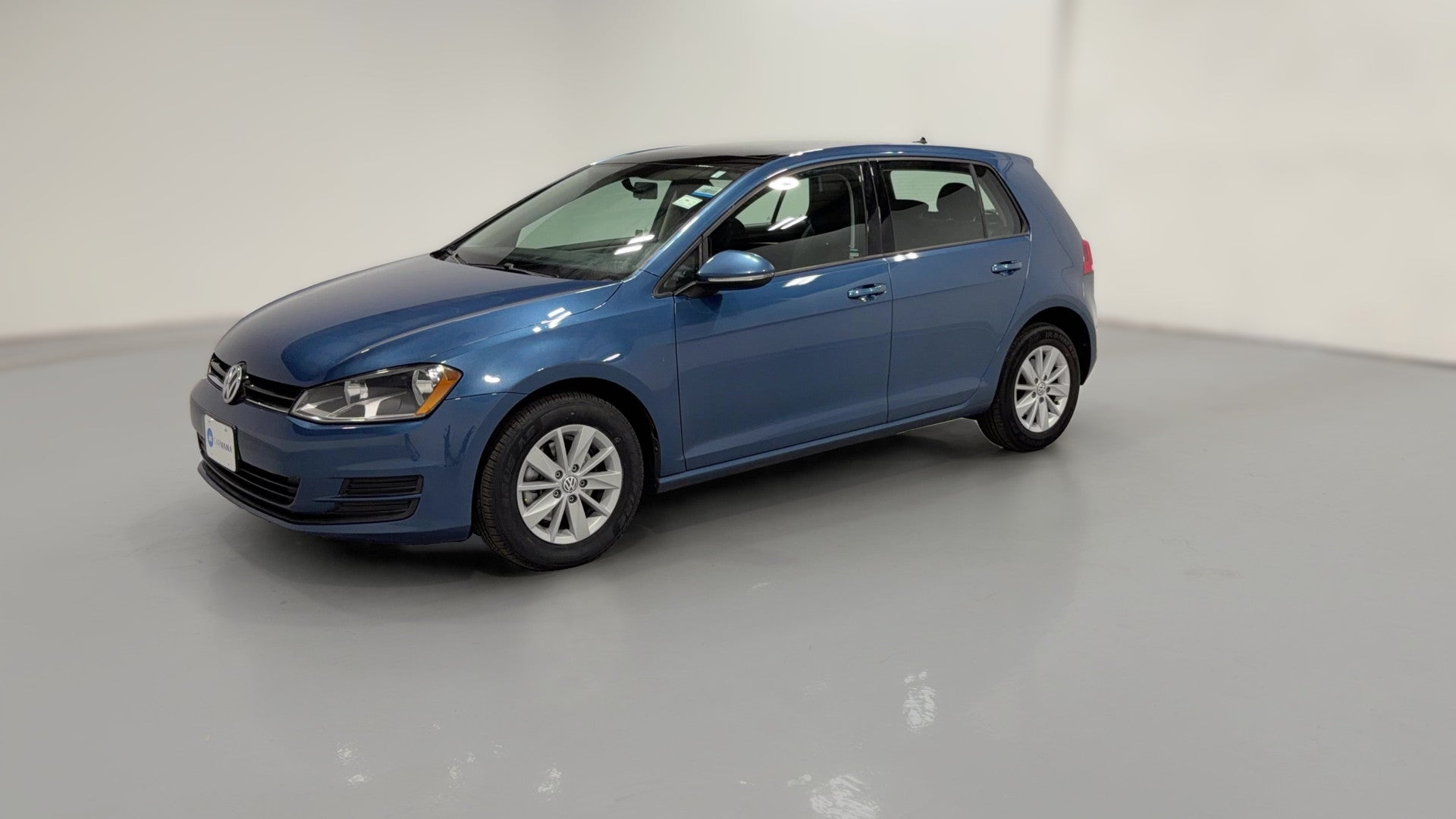 2016 Volkswagen Golf vehicle photo