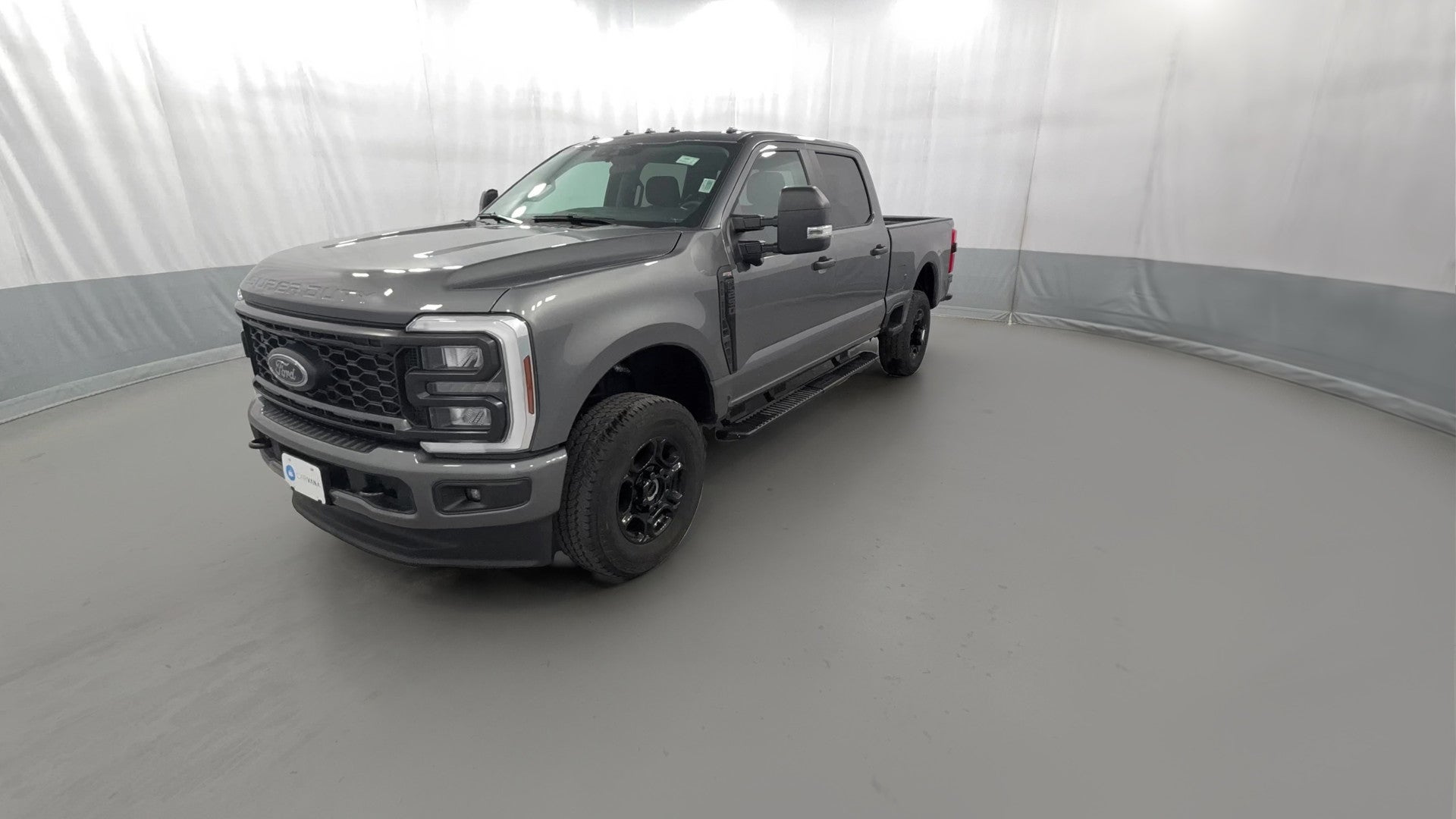2025 Ford F250 Super Duty Crew Cab vehicle photo
