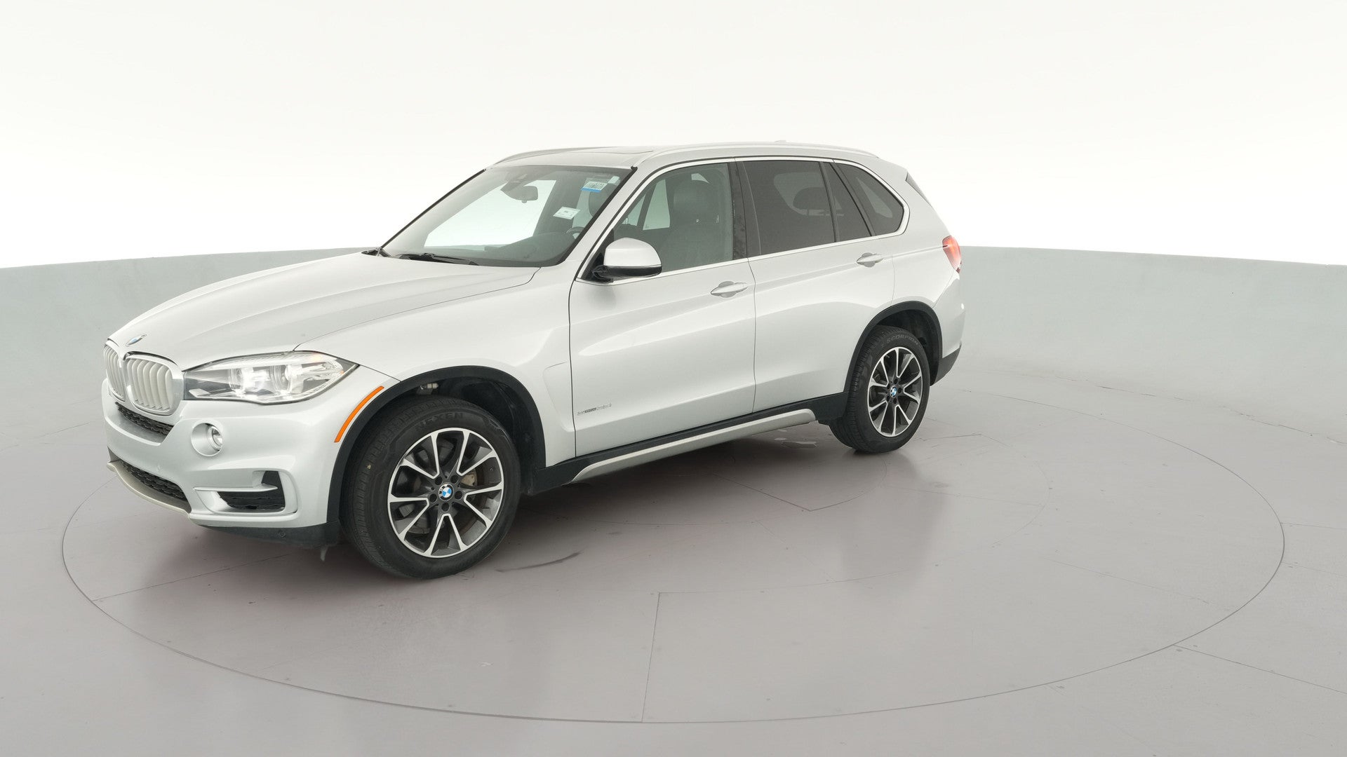 2018 BMW X5 vehicle photo