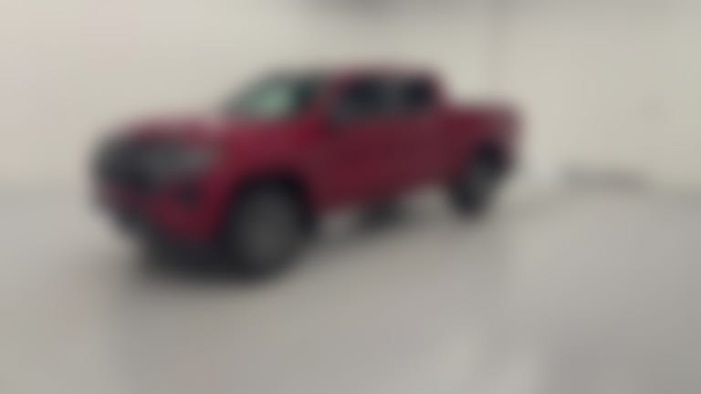2024 Chevrolet Colorado Crew Cab vehicle photo