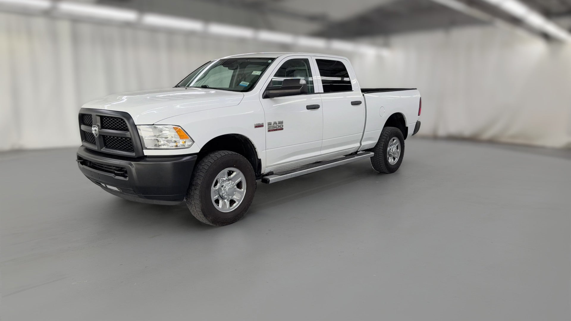 2016 Ram 2500 Crew Cab vehicle photo