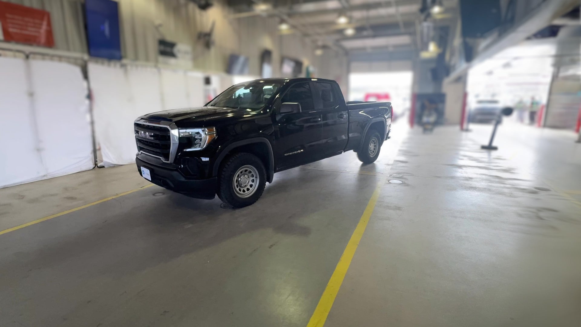2020 GMC Sierra 1500 Double Cab vehicle photo