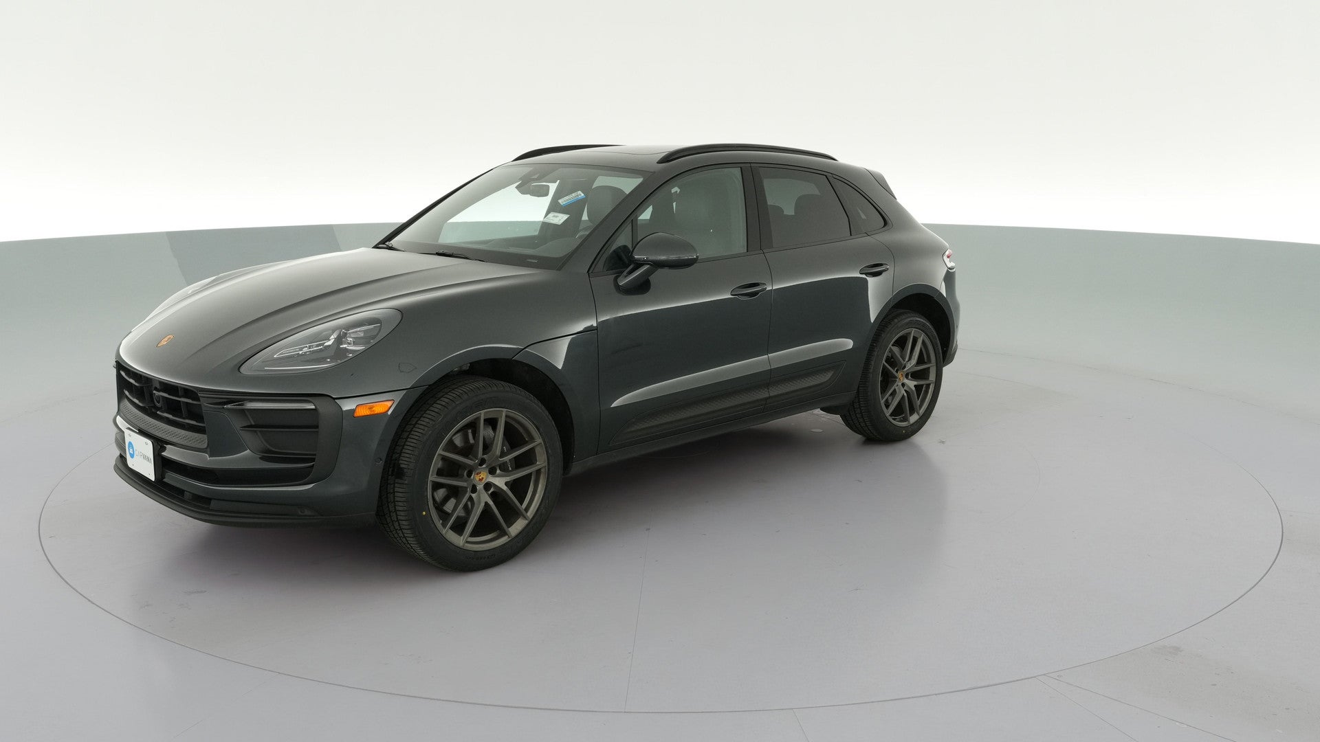 2023 Porsche Macan vehicle photo