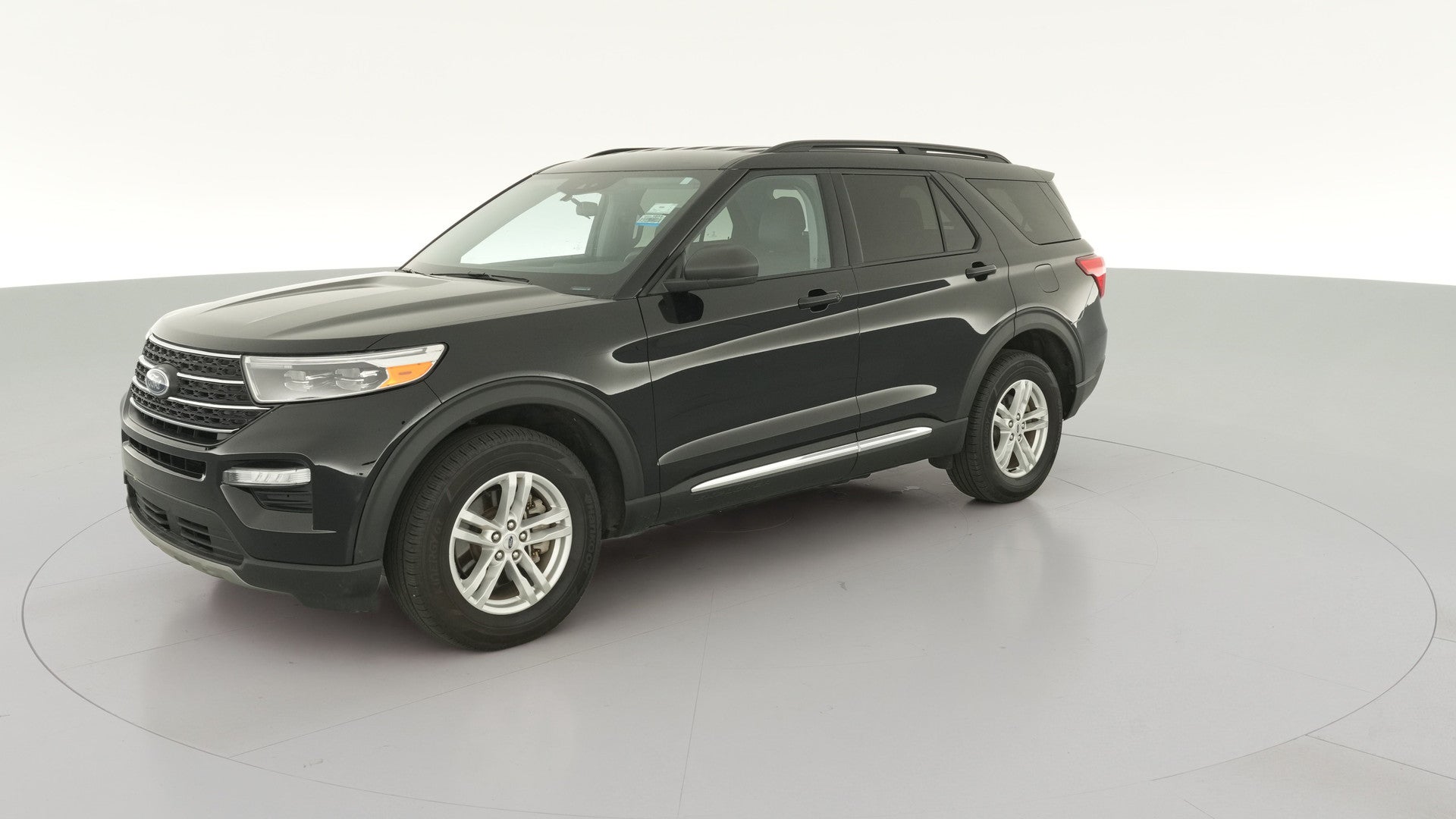 2024 Ford Explorer vehicle photo
