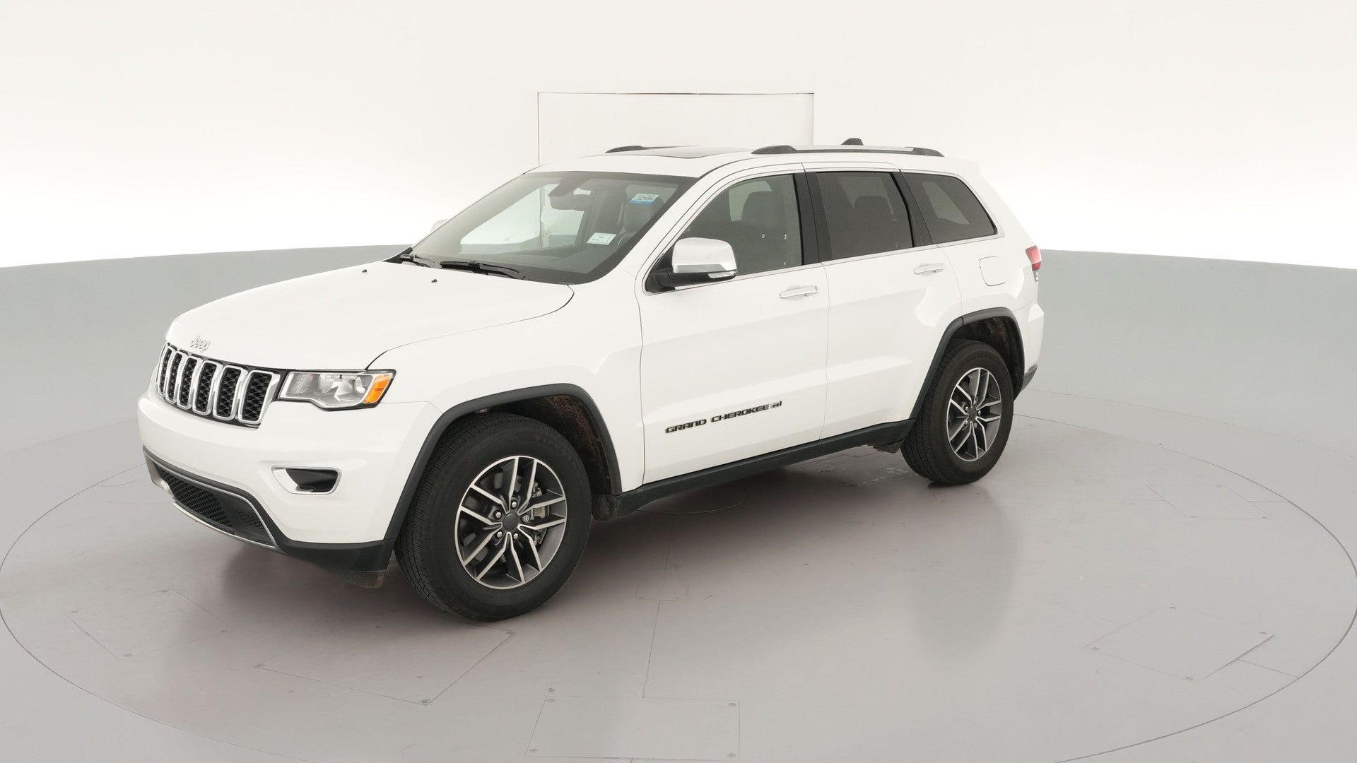 2022 Jeep Grand Cherokee vehicle photo