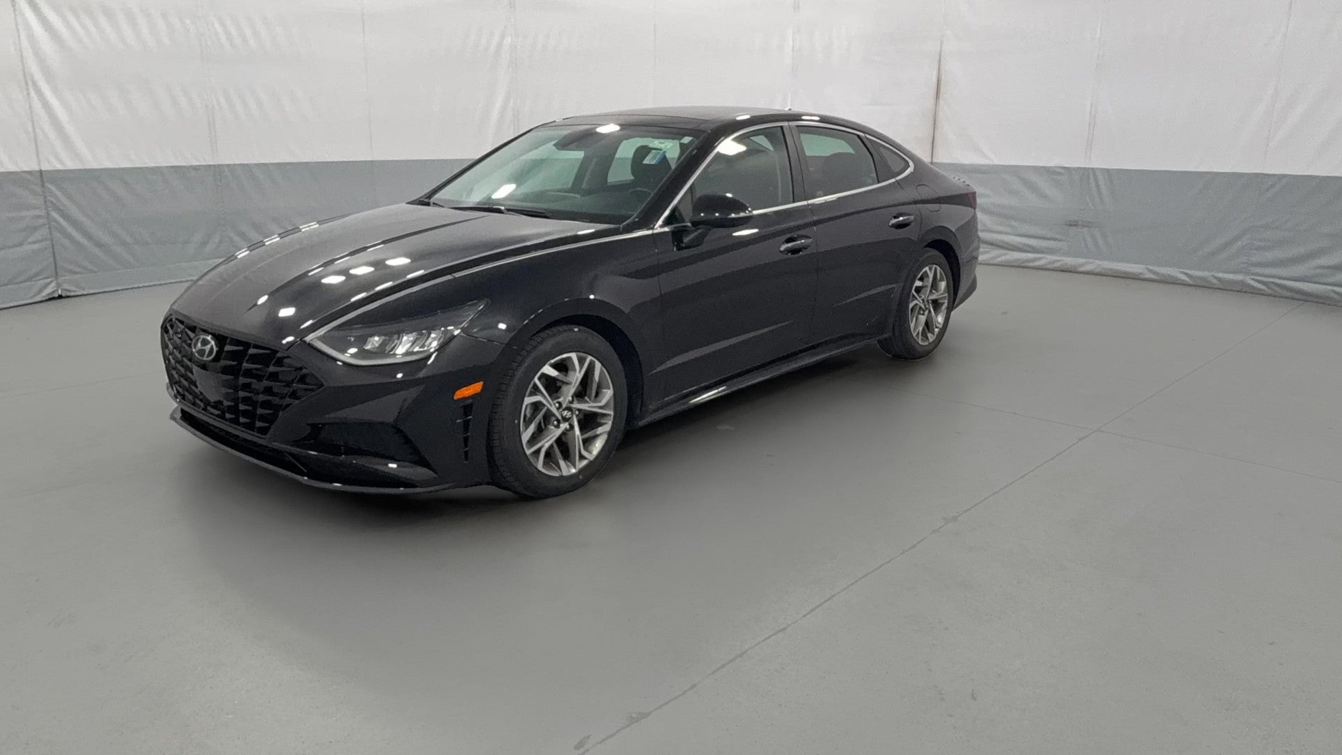 2021 Hyundai Sonata vehicle photo