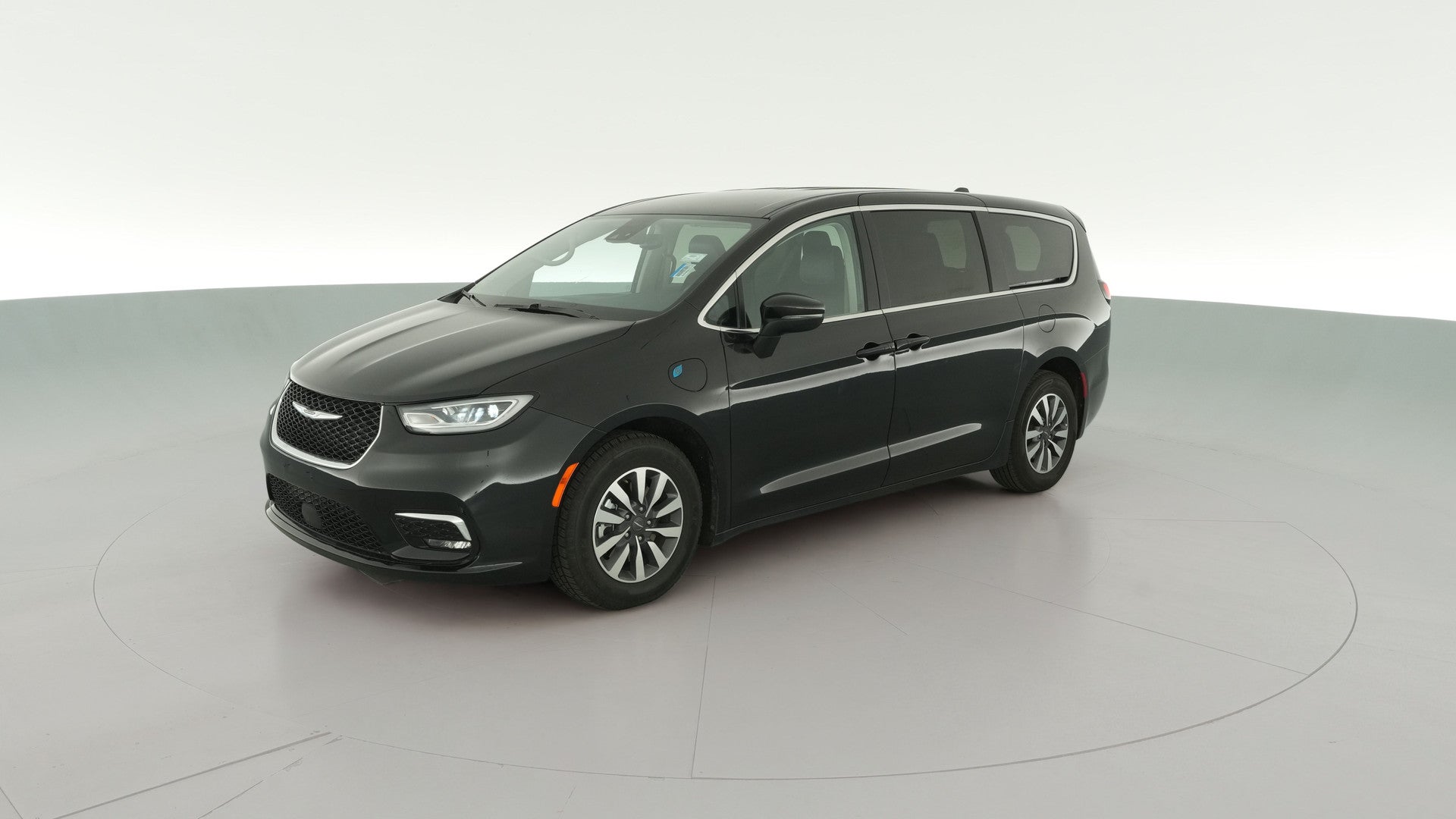 2023 Chrysler Pacifica Hybrid vehicle photo