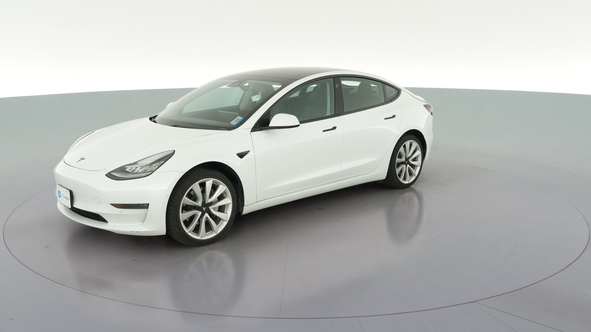 2019 Tesla Model 3 vehicle photo