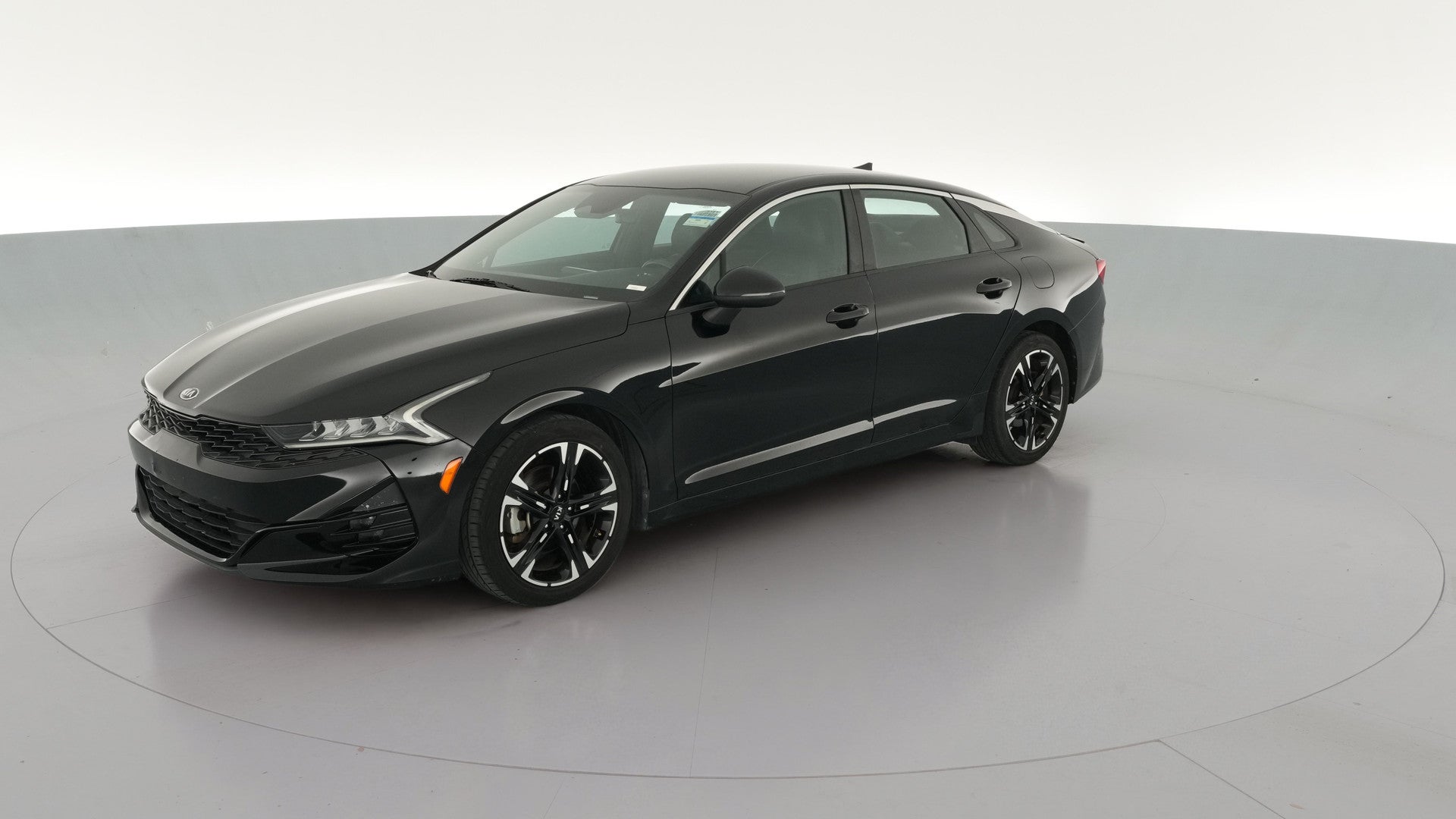 2021 Kia K5 vehicle photo