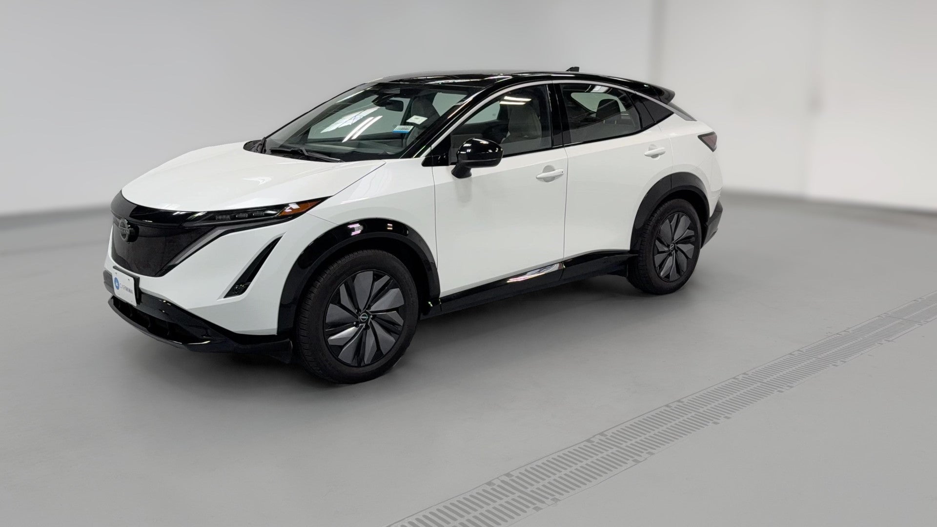 2023 Nissan ARIYA vehicle photo