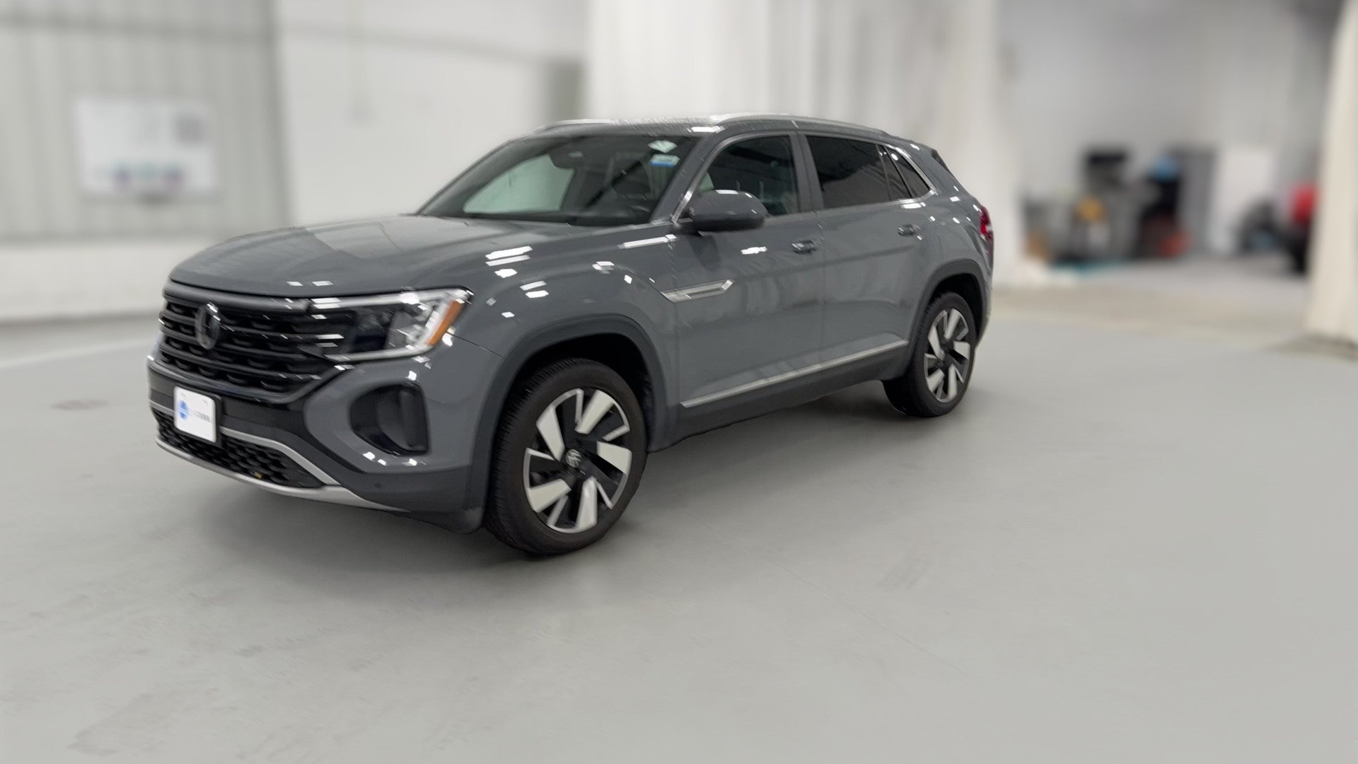 2024 Volkswagen Atlas Cross Sport vehicle photo