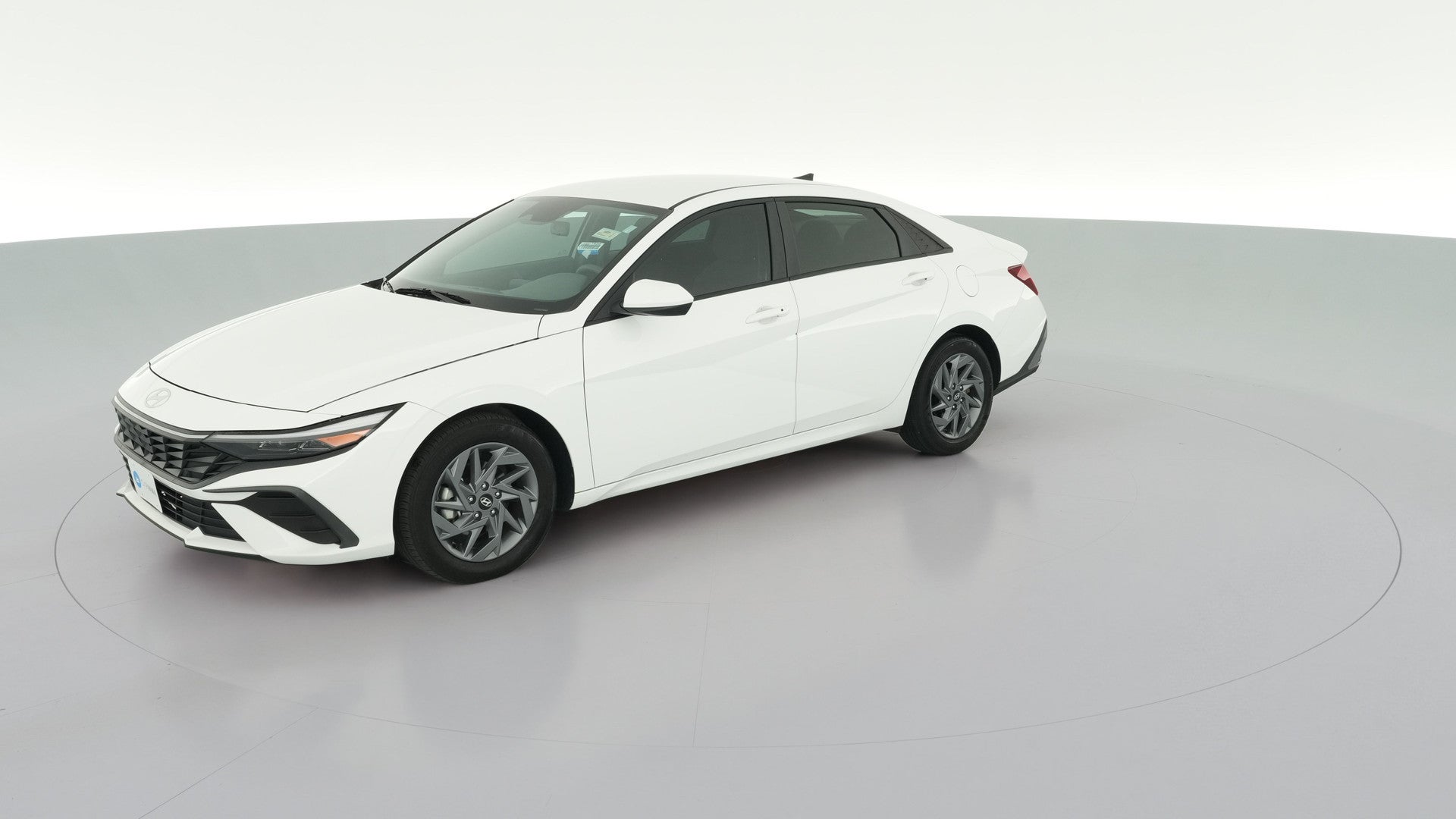 2024 Hyundai Elantra Hybrid vehicle photo